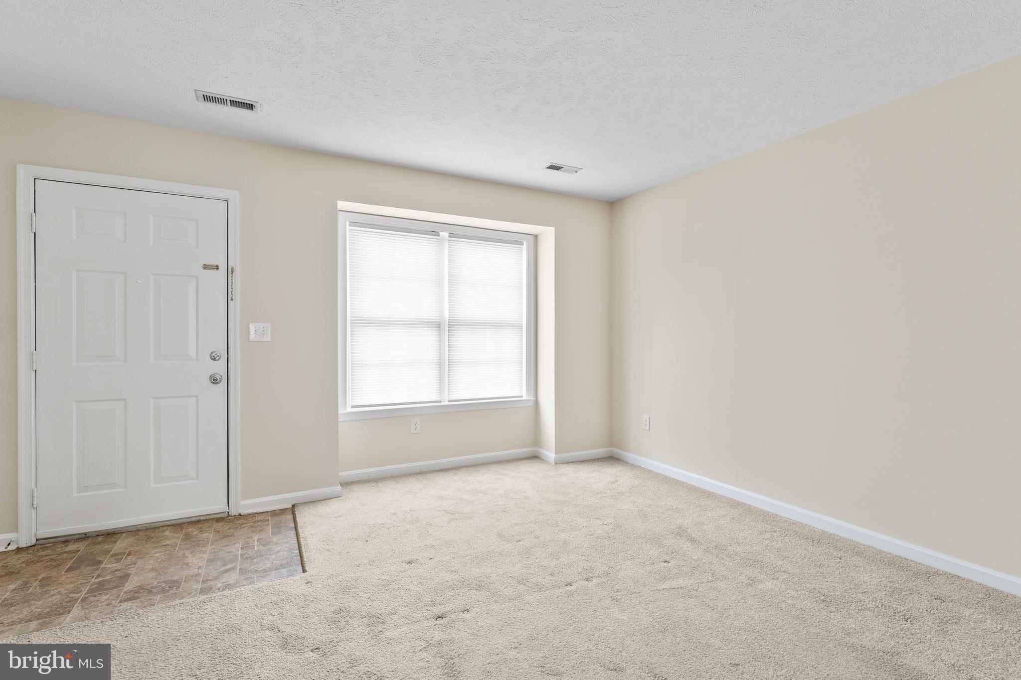 COVENTRY CREEK - Residential Lease