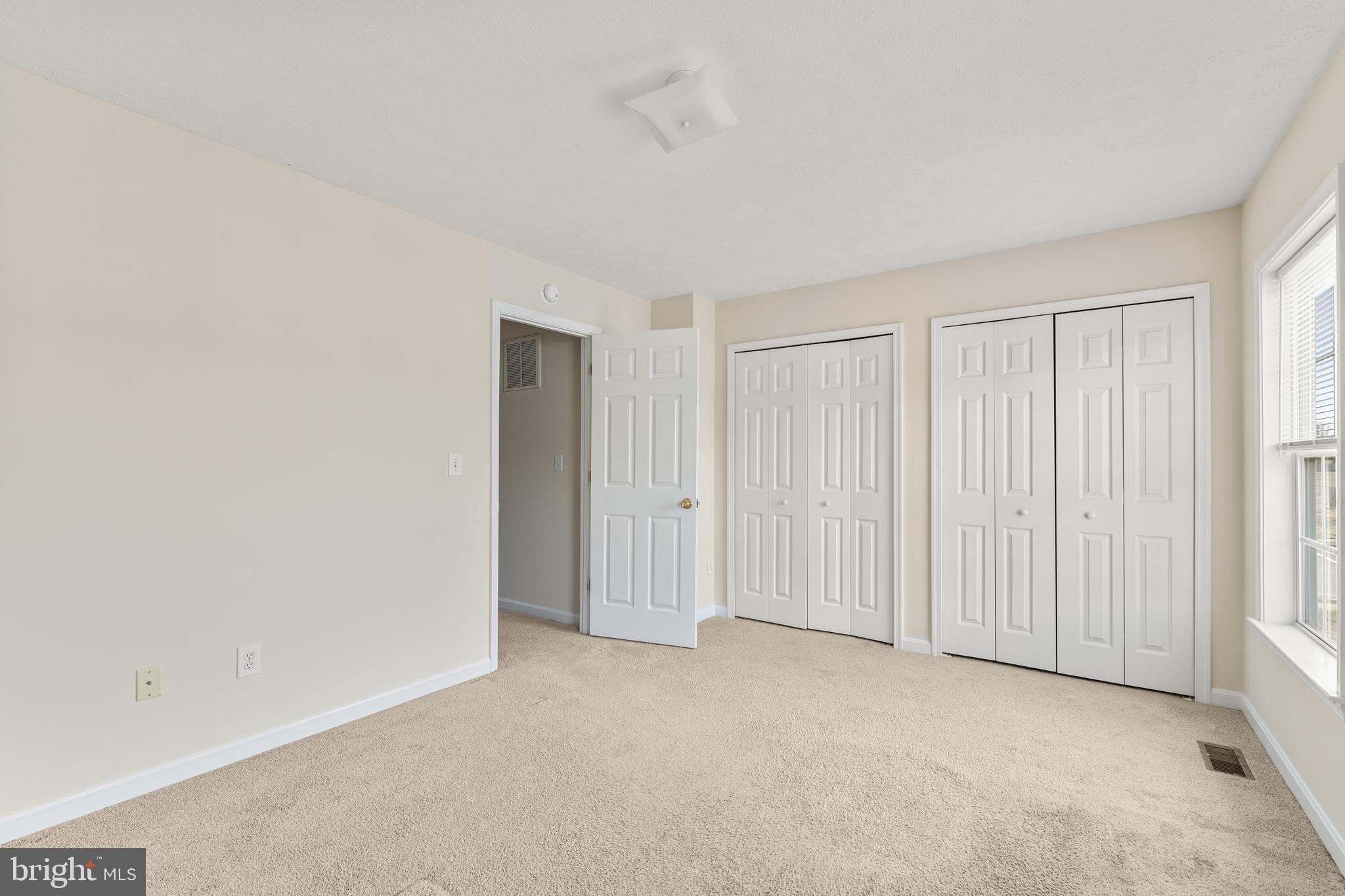 COVENTRY CREEK - Residential Lease