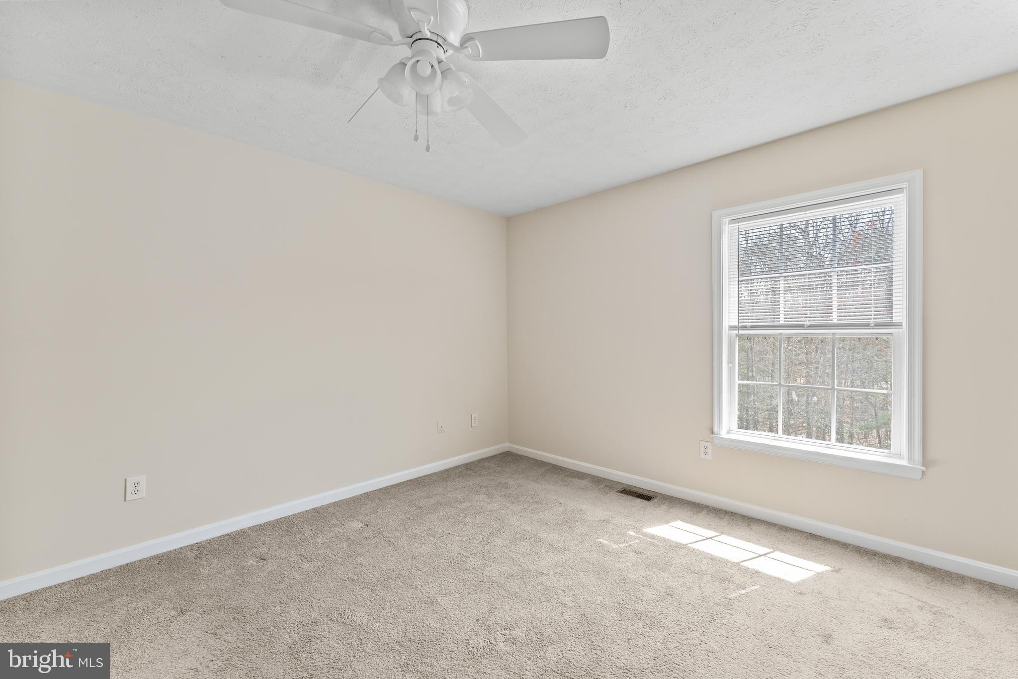 COVENTRY CREEK - Residential Lease