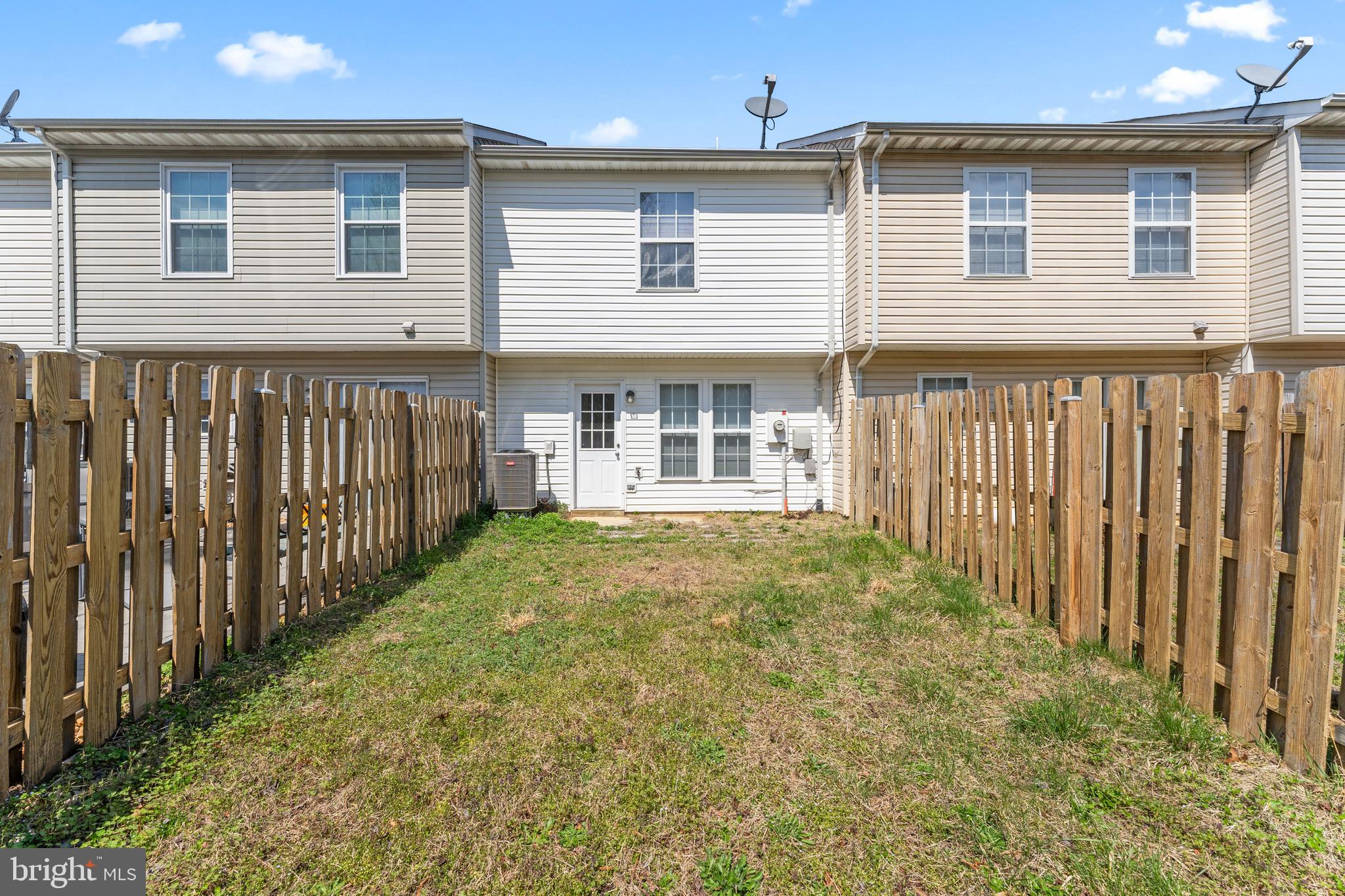 COVENTRY CREEK - Residential Lease