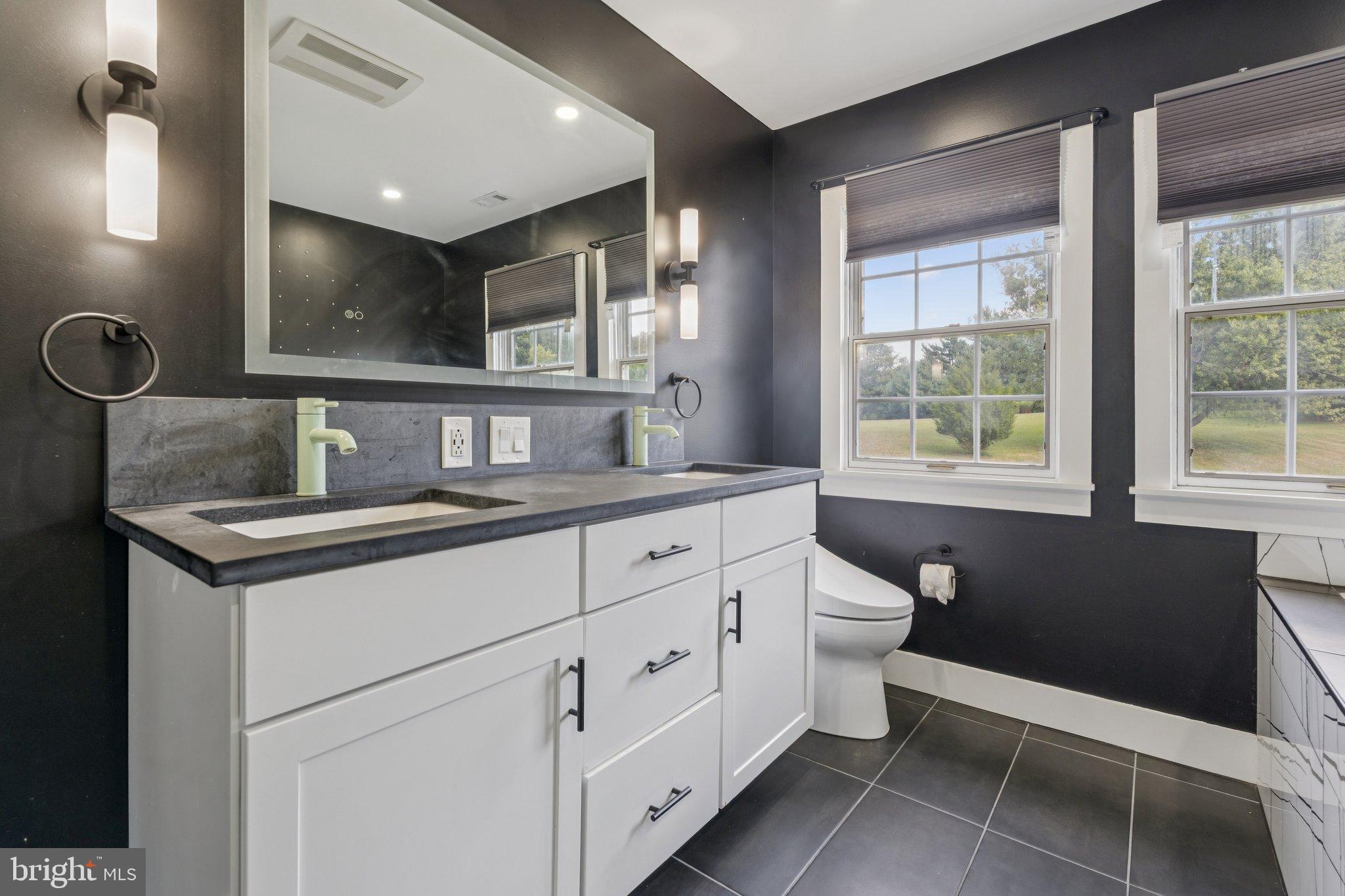 WOODMARK - Residential