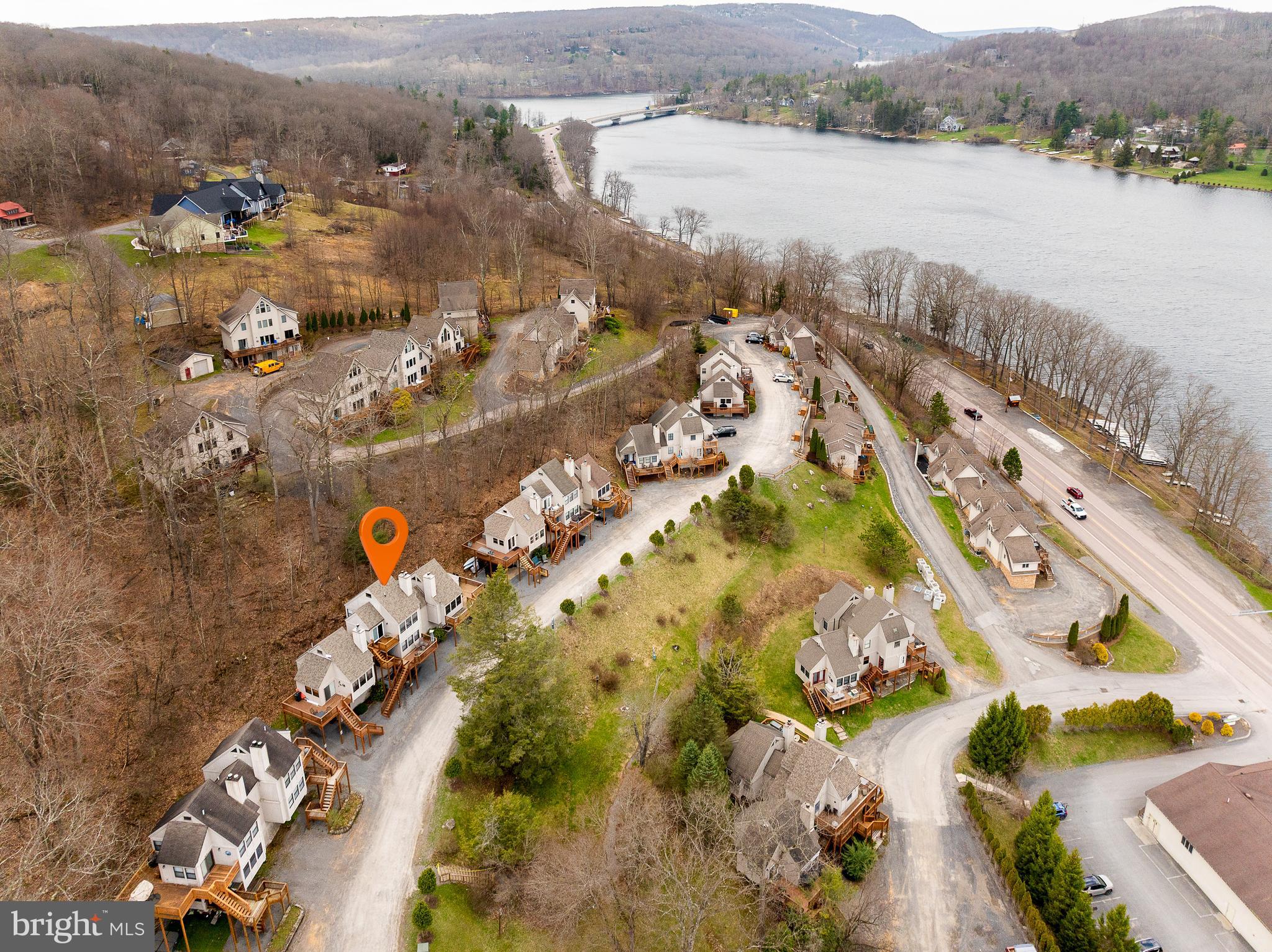 135 JEFFREY LANE 19A