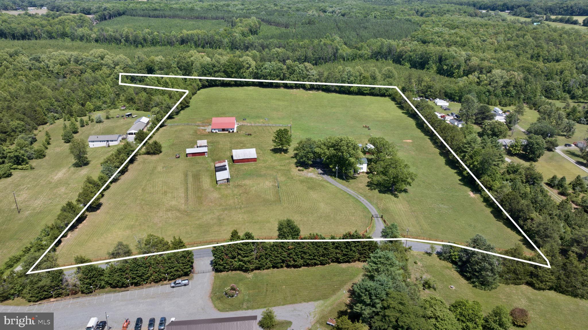 1815 COUNTRY ROAD
