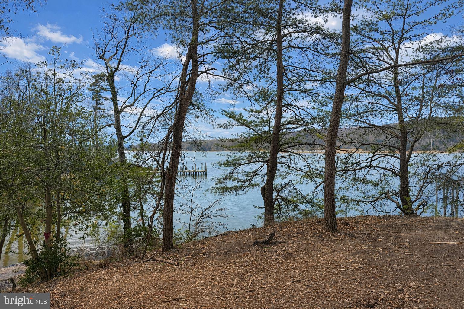 MARLBOROUGH POINT - Land