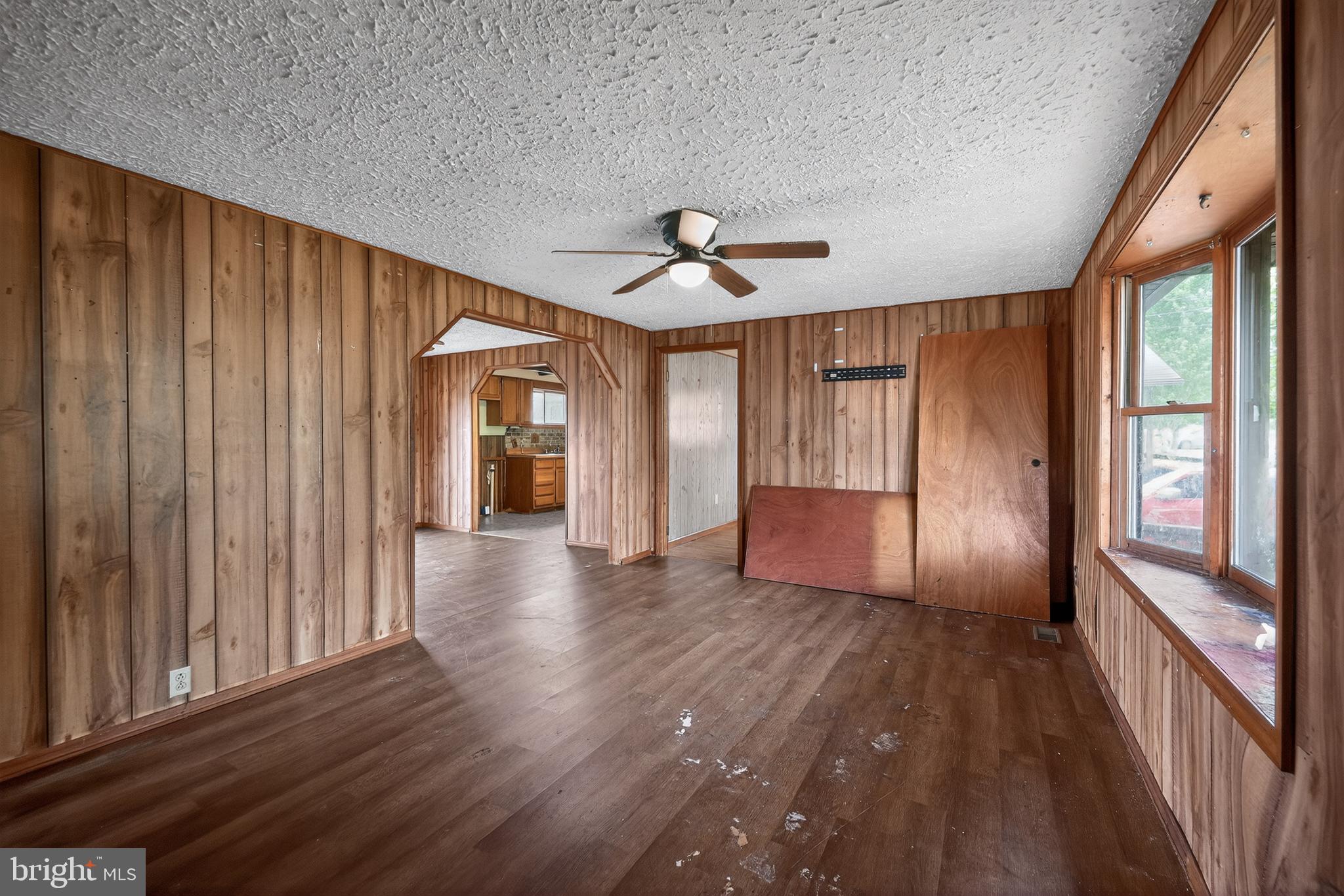 2302 PENNSYLVANIA AVE - Photo 4