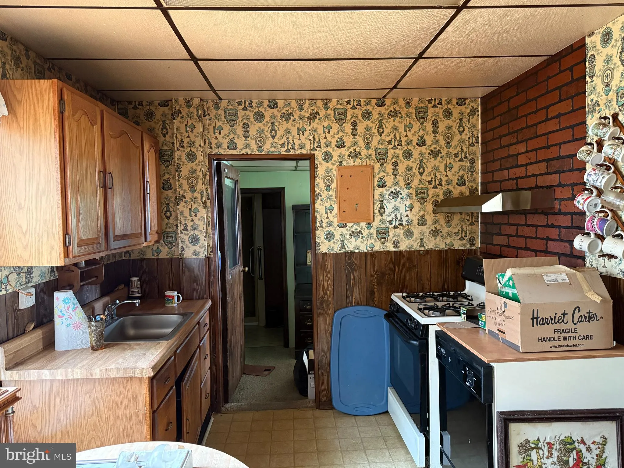 Somerdale, New Jersey 08083, United States, 3 Bedrooms Bedrooms, ,2 BathroomsBathrooms,Residential,Active,143839