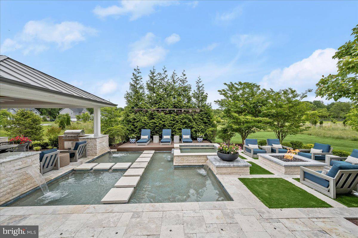 THE RIDINGS AT NORTH BRANCH - Residential