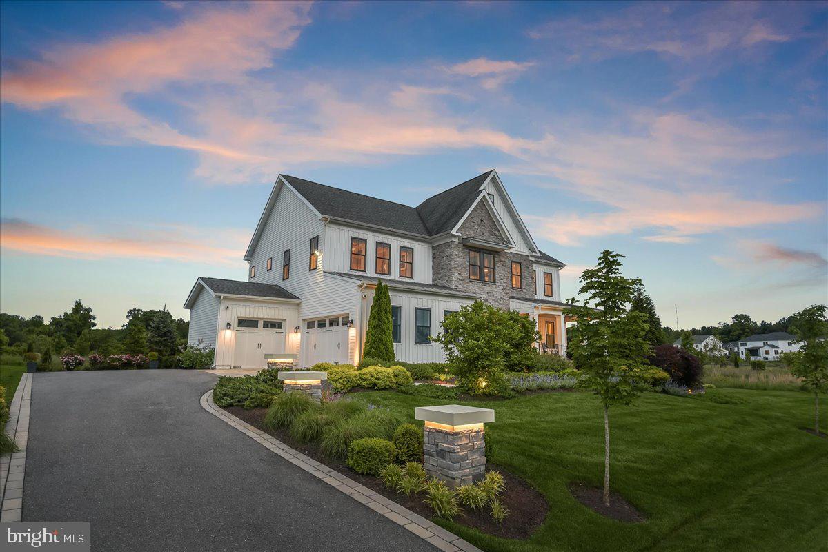 THE RIDINGS AT NORTH BRANCH - Residential