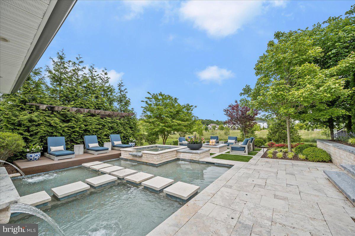 THE RIDINGS AT NORTH BRANCH - Residential