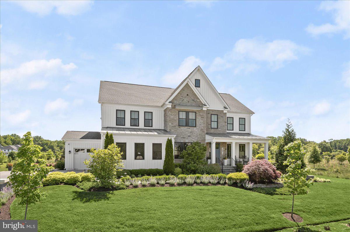 THE RIDINGS AT NORTH BRANCH - Residential