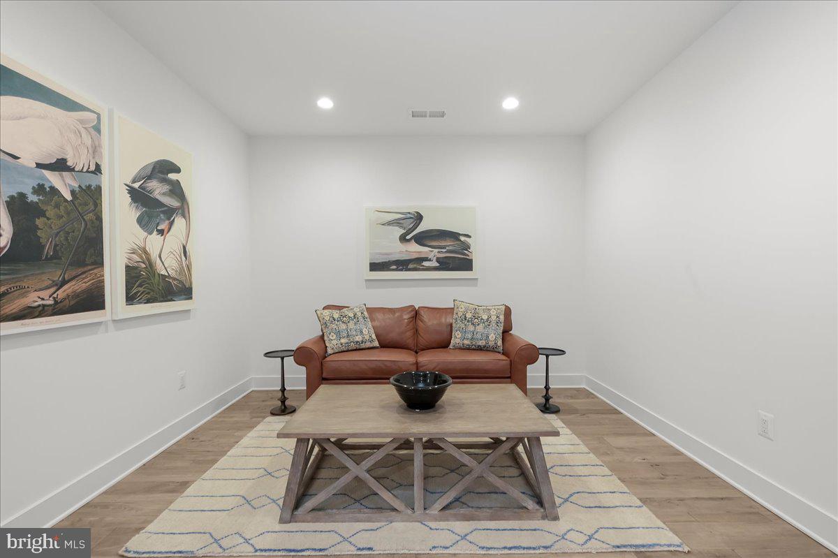 THE RIDINGS AT NORTH BRANCH - Residential