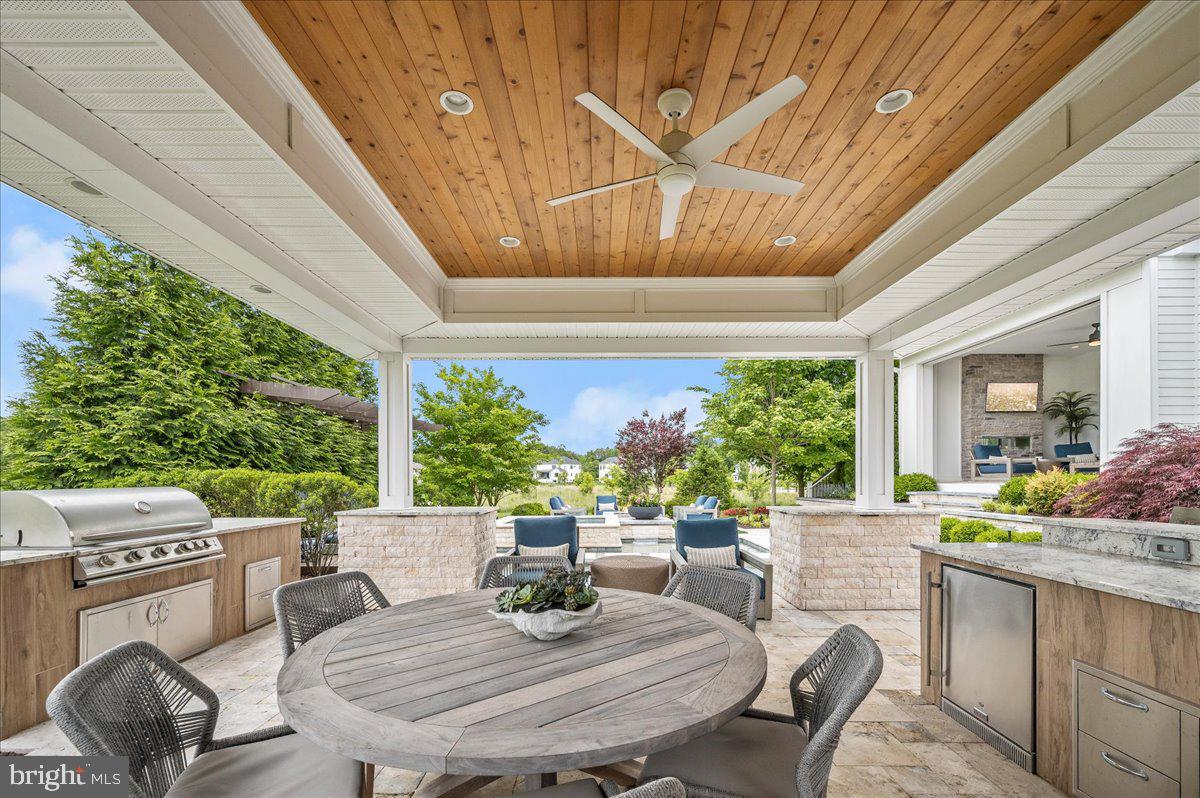 THE RIDINGS AT NORTH BRANCH - Residential