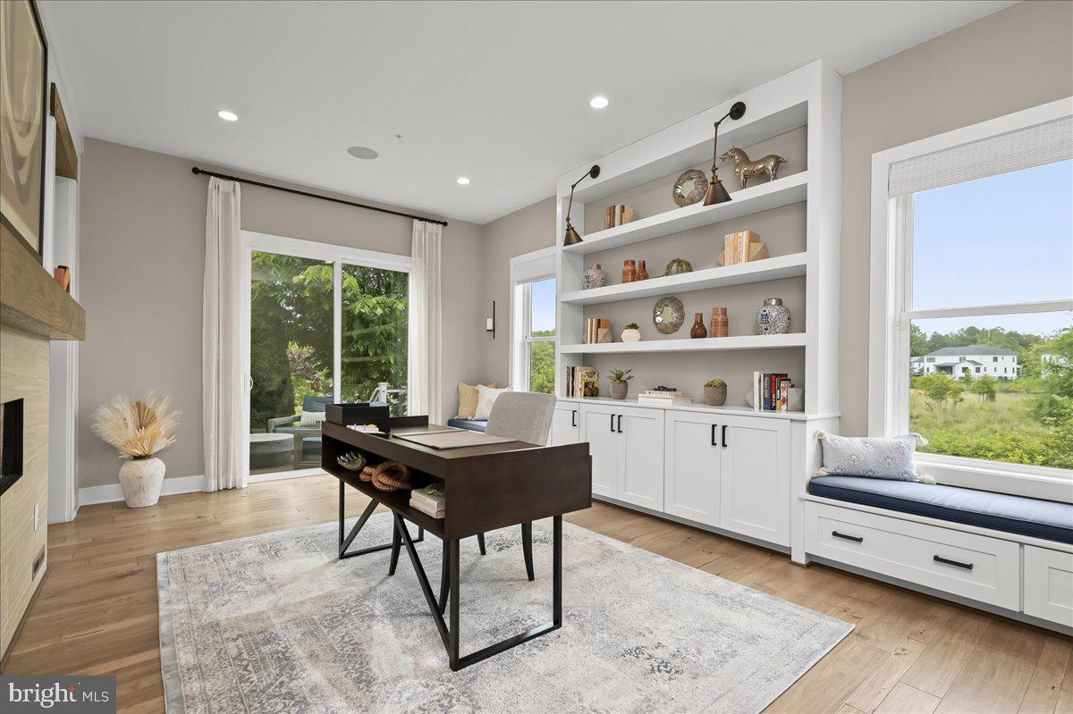 THE RIDINGS AT NORTH BRANCH - Residential