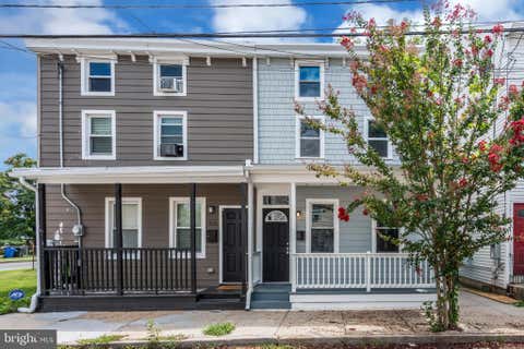 Townhouse For Sale - 214 Jones Avenue<br/> BURLINGTON, NJ 08016