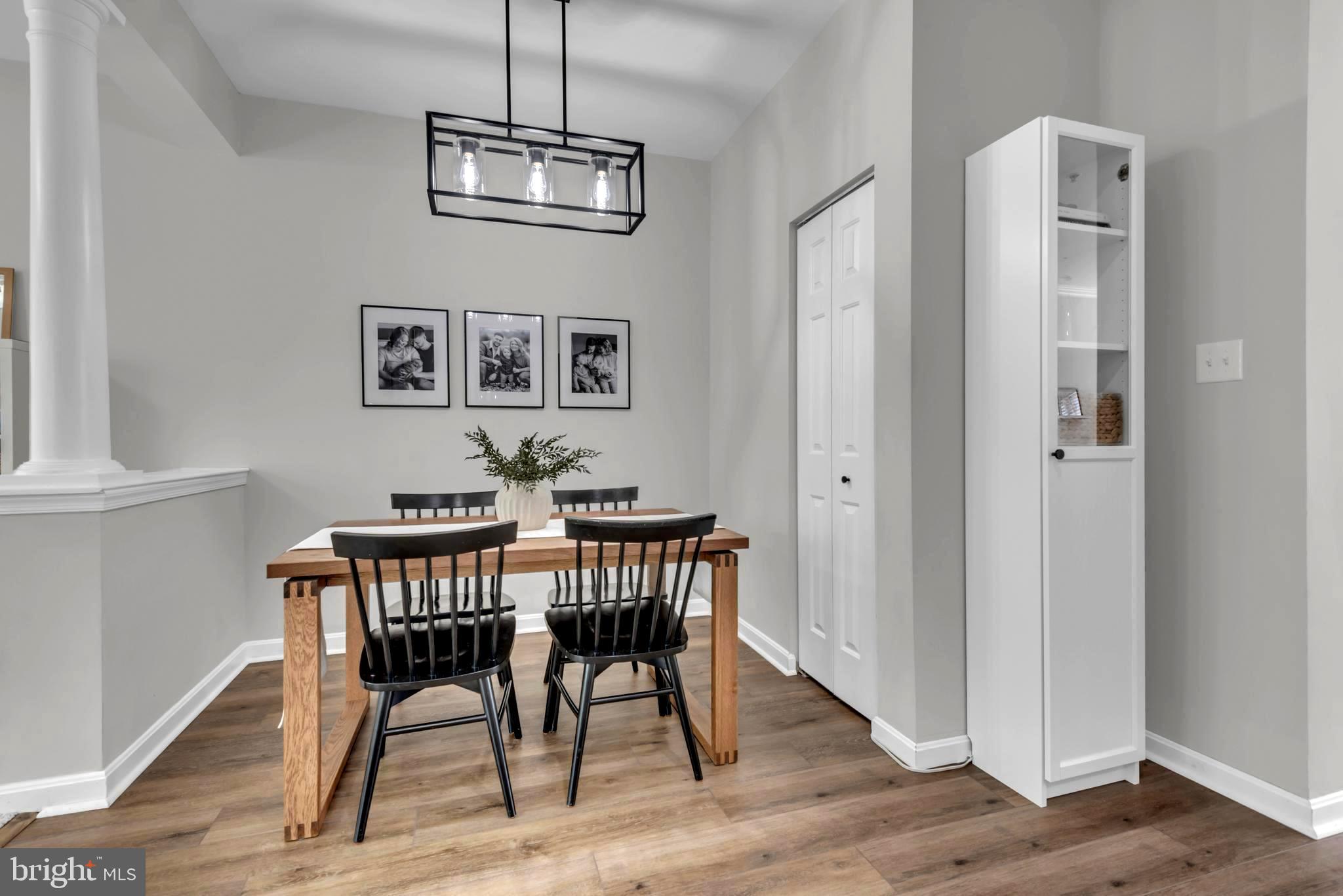 RIVER OAKS - Residential