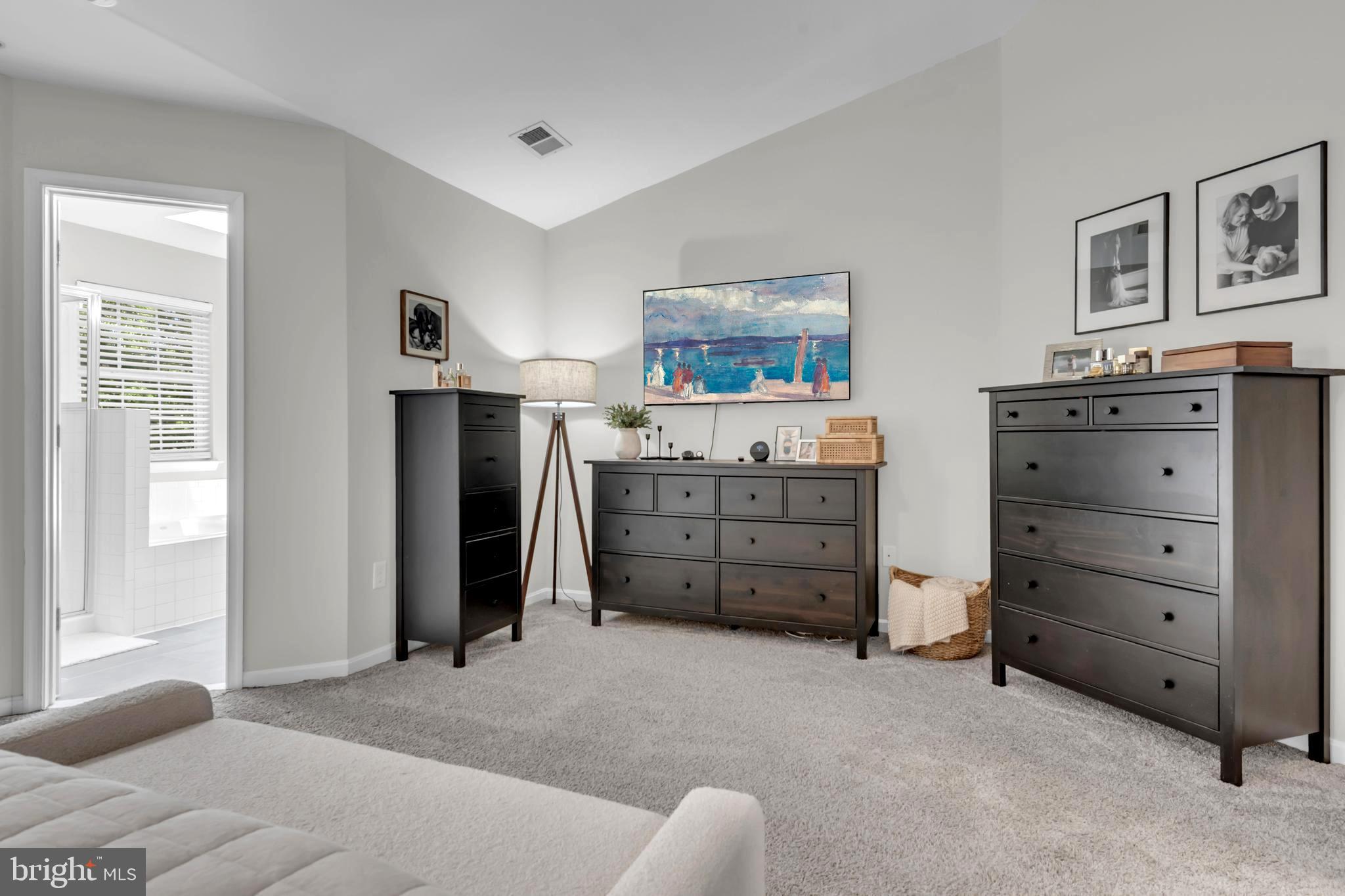 RIVER OAKS - Residential