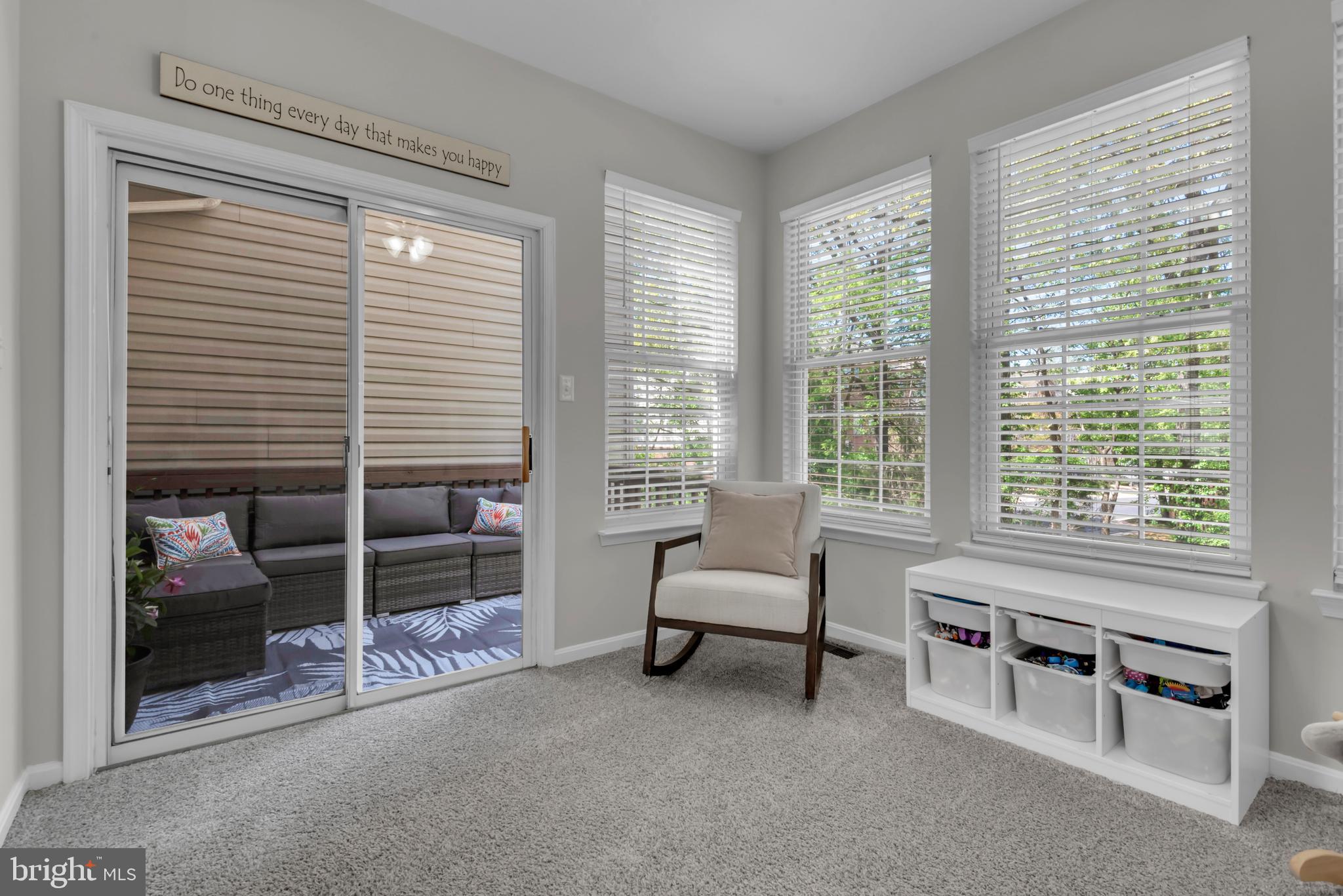 RIVER OAKS - Residential