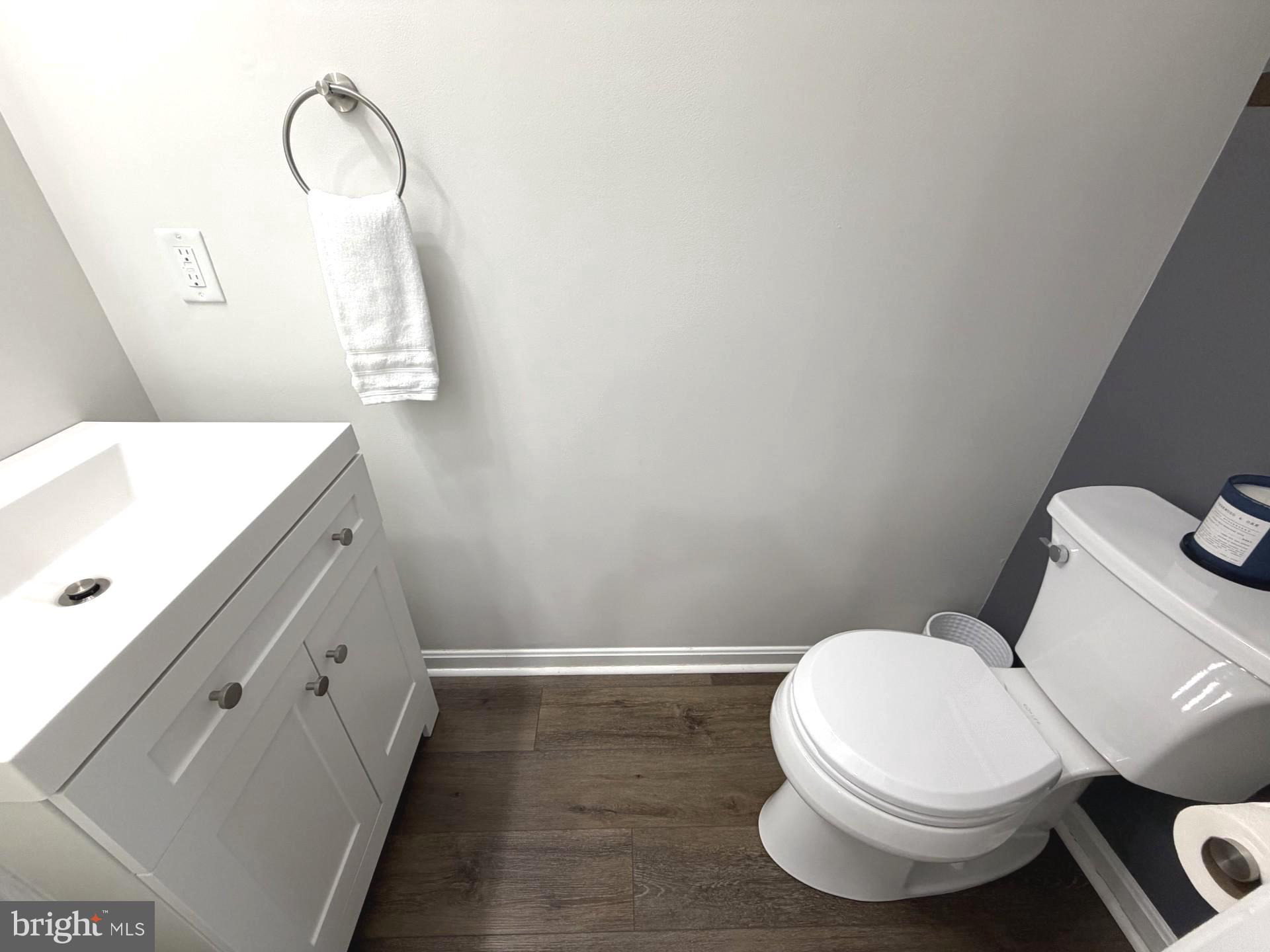 RIVER OAKS - Residential