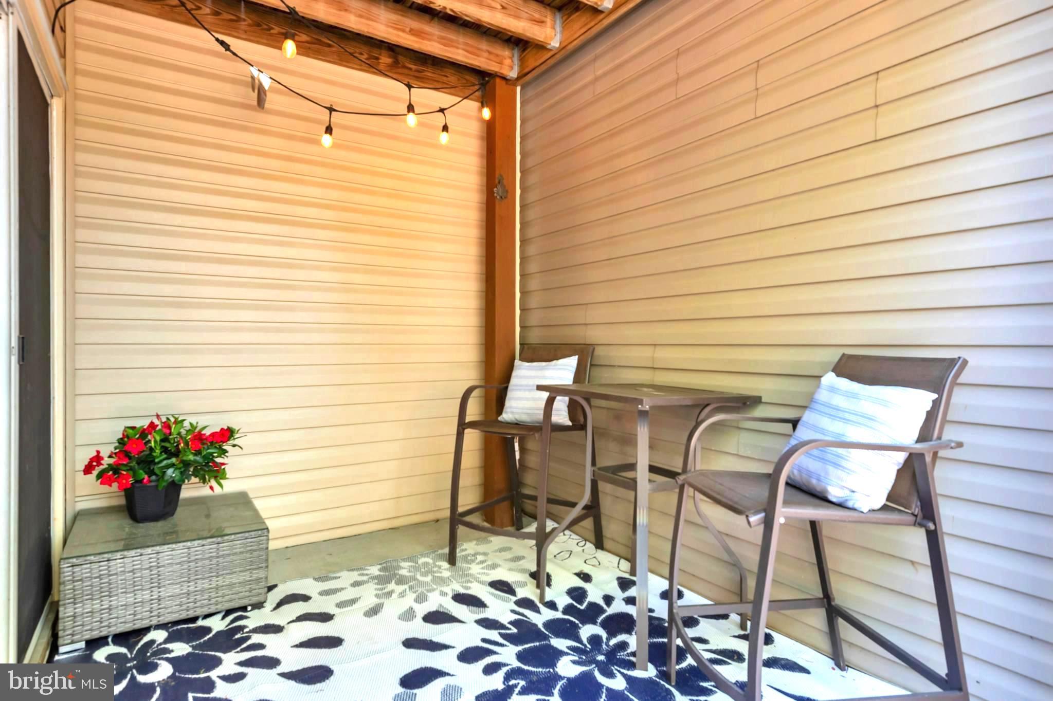 RIVER OAKS - Residential