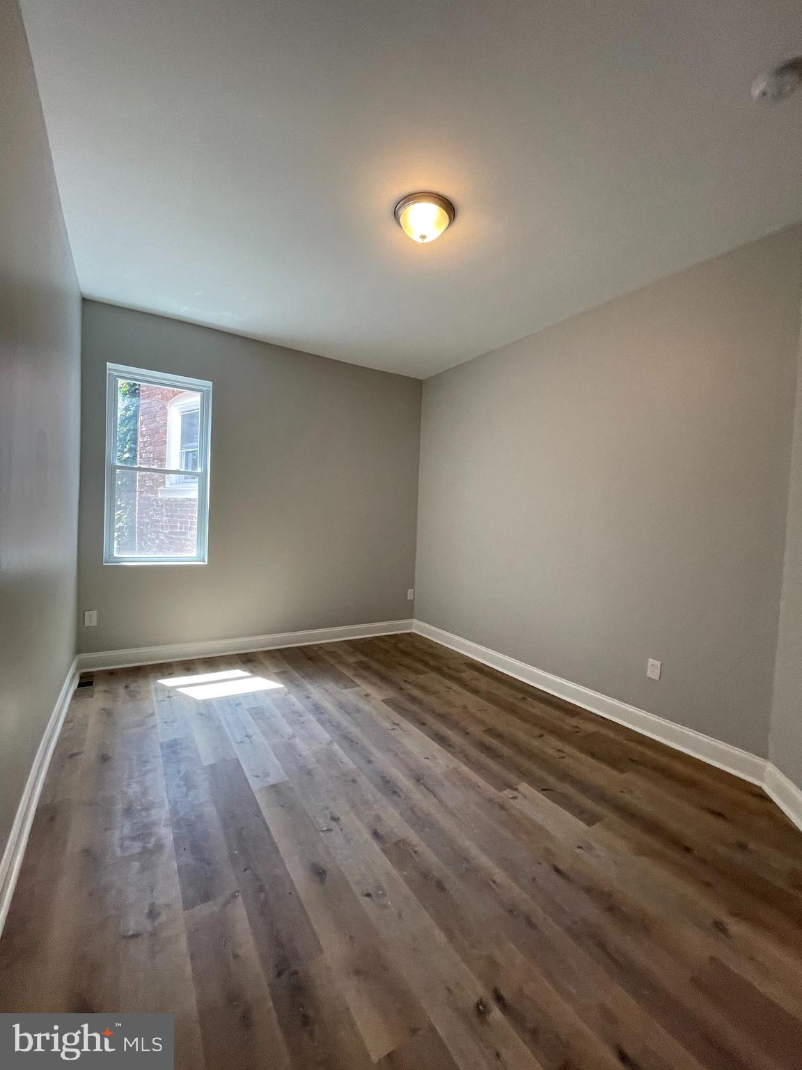 LEXINGTON - Residential Lease