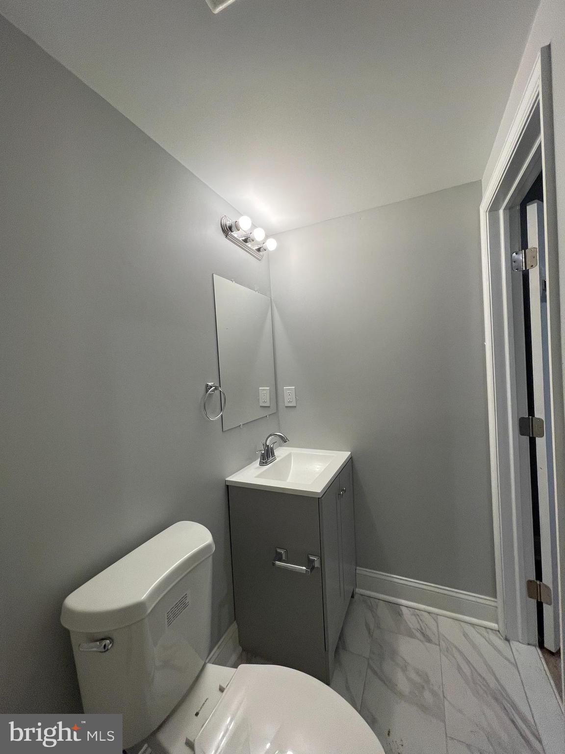 LEXINGTON - Residential Lease