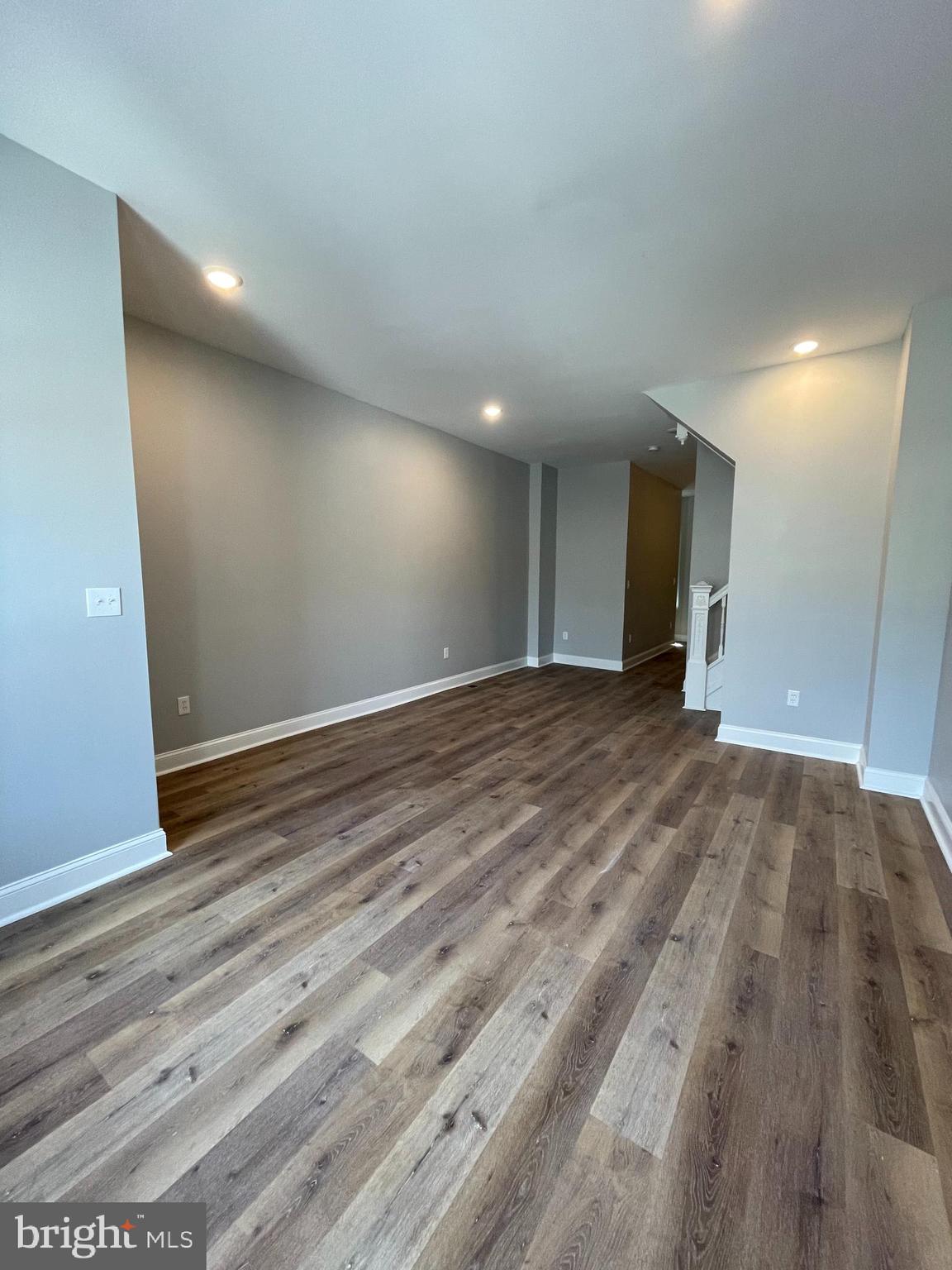 LEXINGTON - Residential Lease