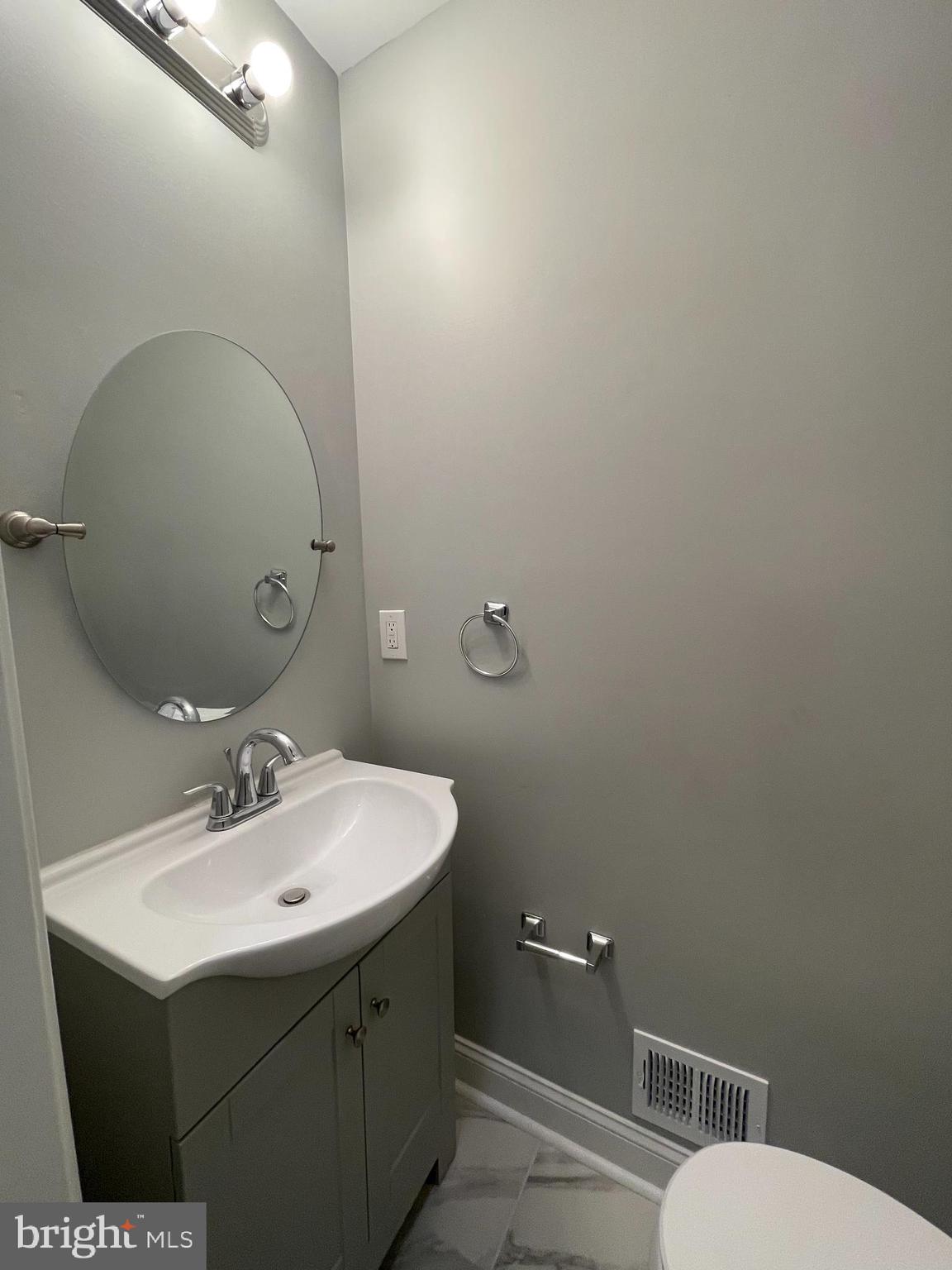 LEXINGTON - Residential Lease