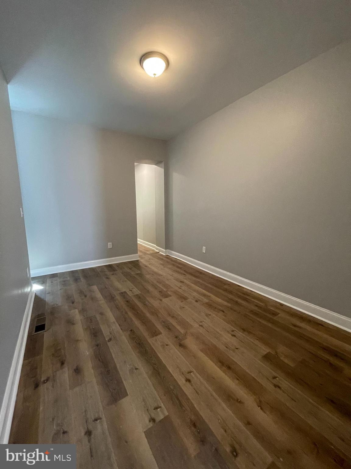 LEXINGTON - Residential Lease