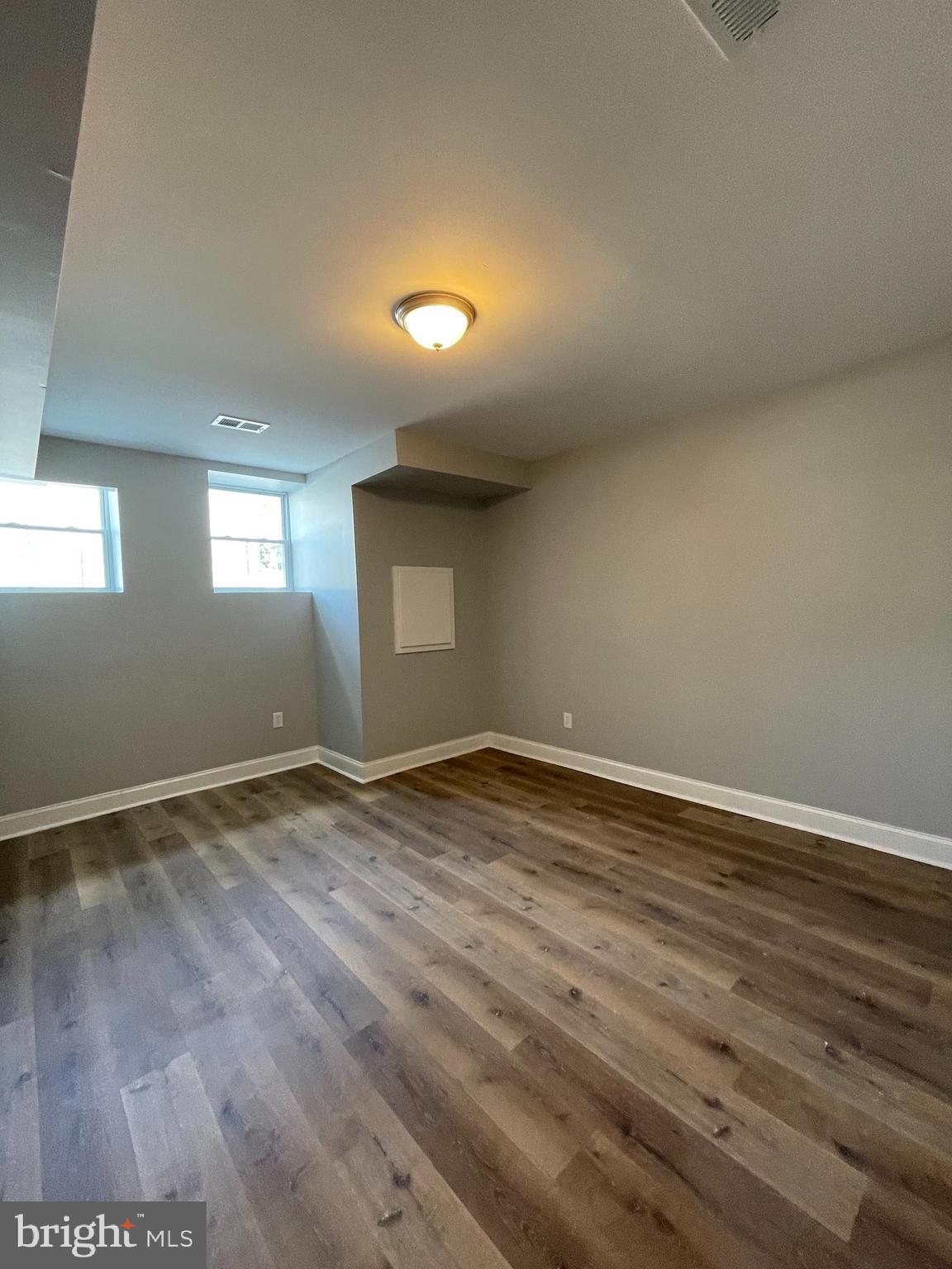 LEXINGTON - Residential Lease