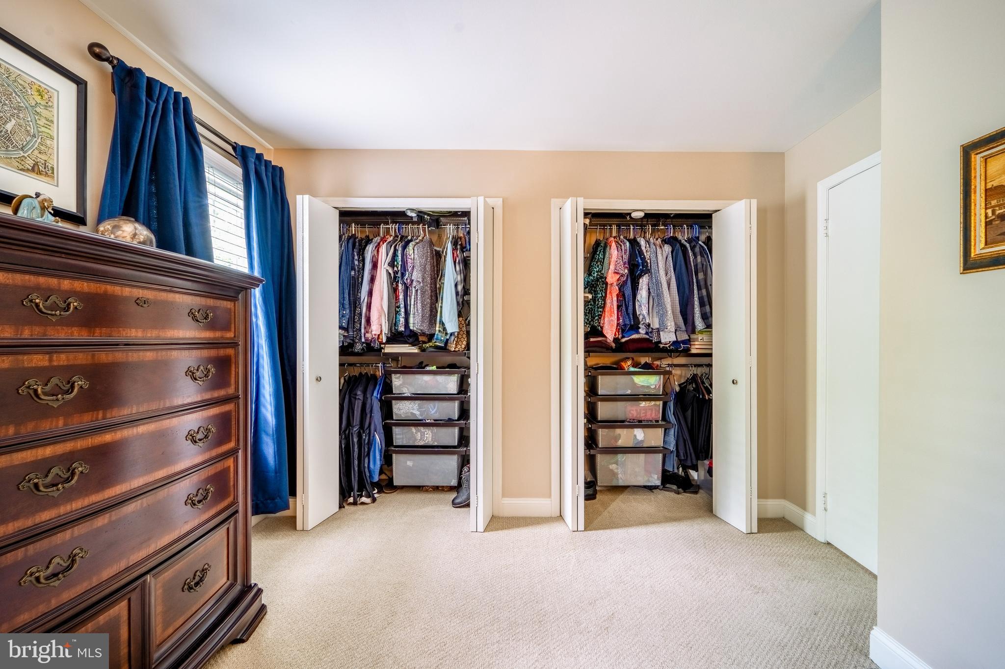 DUNN LORING VILLAGE - Residential Lease