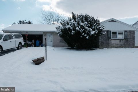 510 W FRANKLIN STREET WOMELSDORF PA 19567