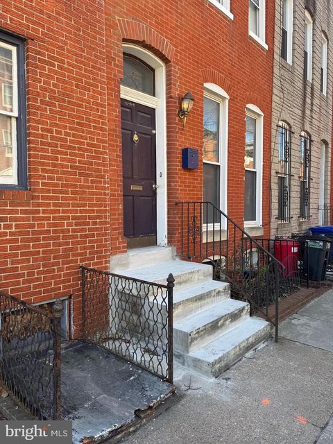 Townhouse For Sale - 2033 E Pratt Street<br/> Baltimore City County, BALTIMORE, MD 21231