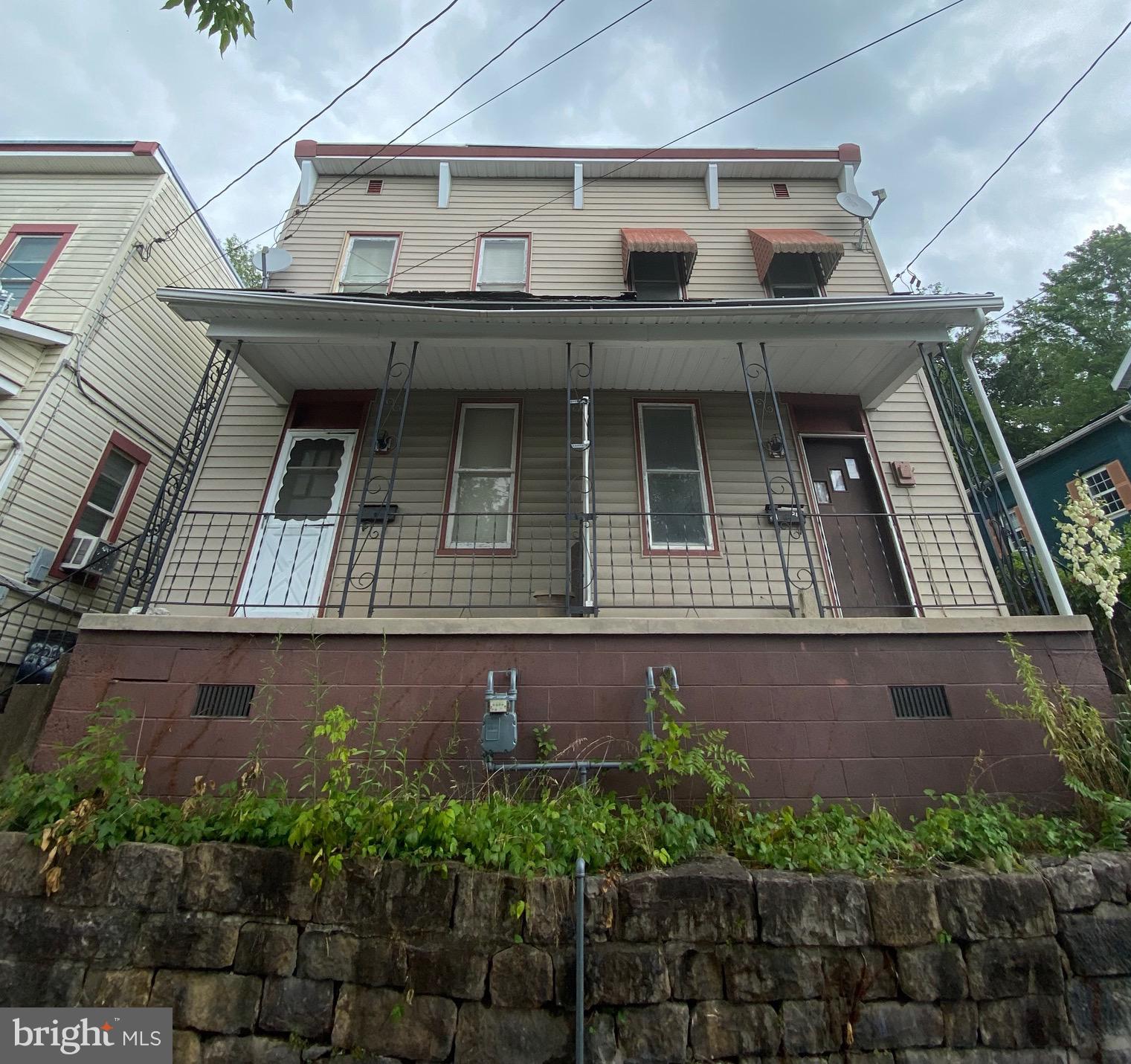 NORTH END - Residential