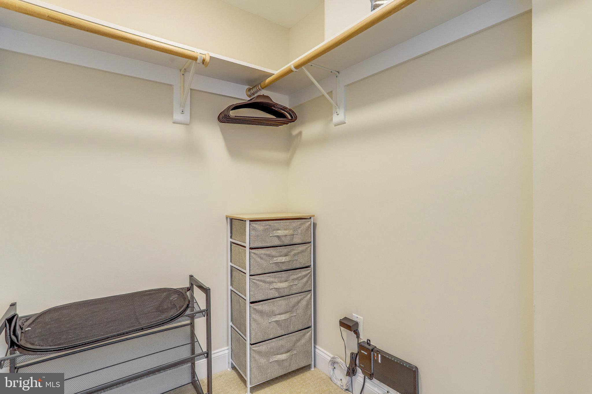 CLARENDON - Residential Lease