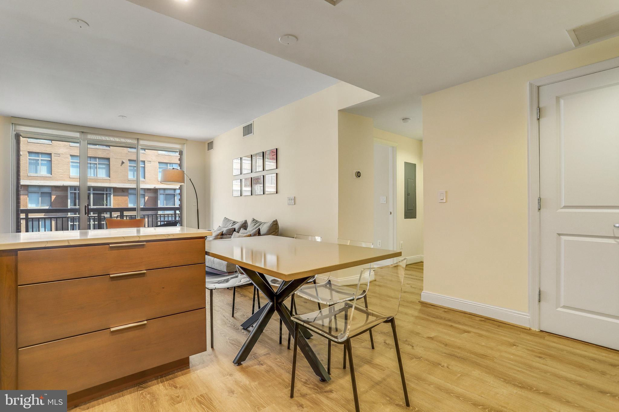 CLARENDON - Residential Lease