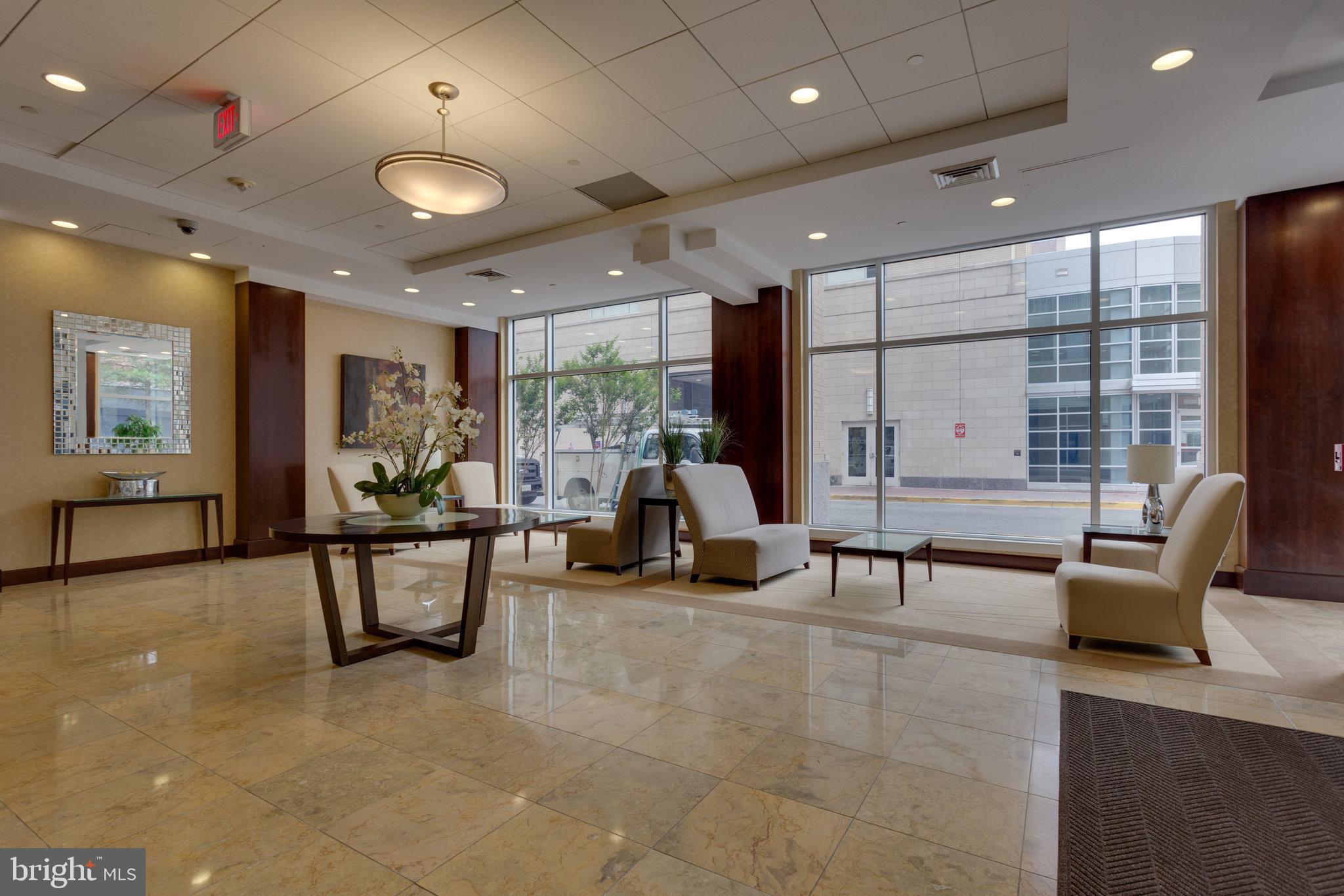 CLARENDON - Residential Lease