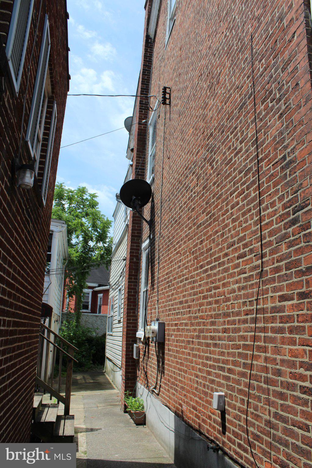 50 E 2ND STREET