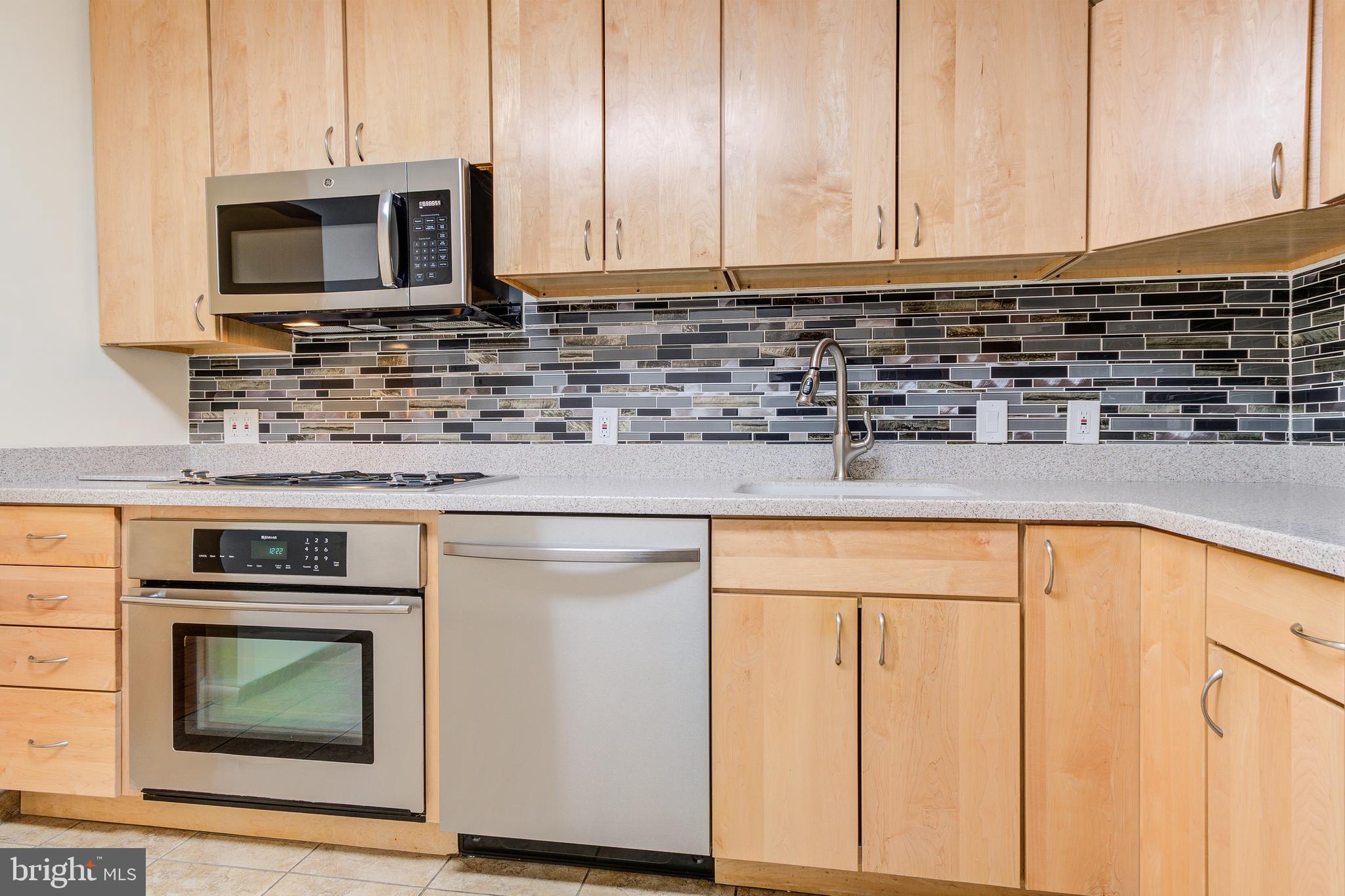 KENWOOD - Residential