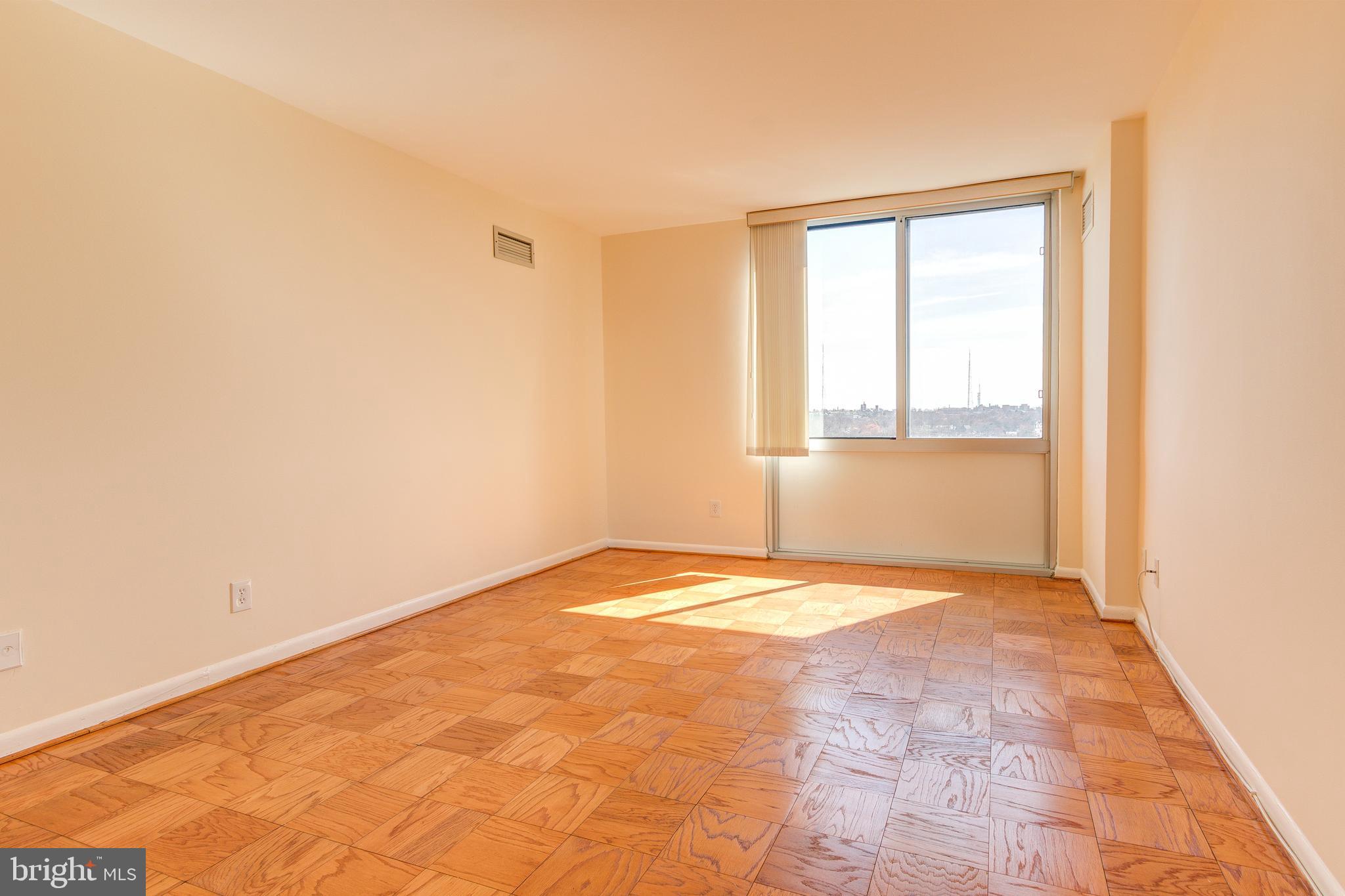 KENWOOD - Residential