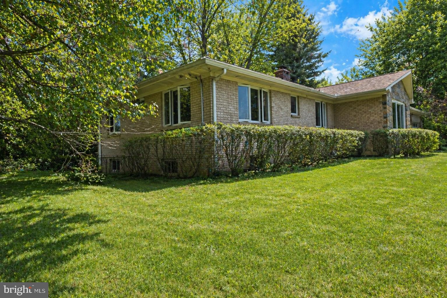 FAIRLAND ACRES - Residential