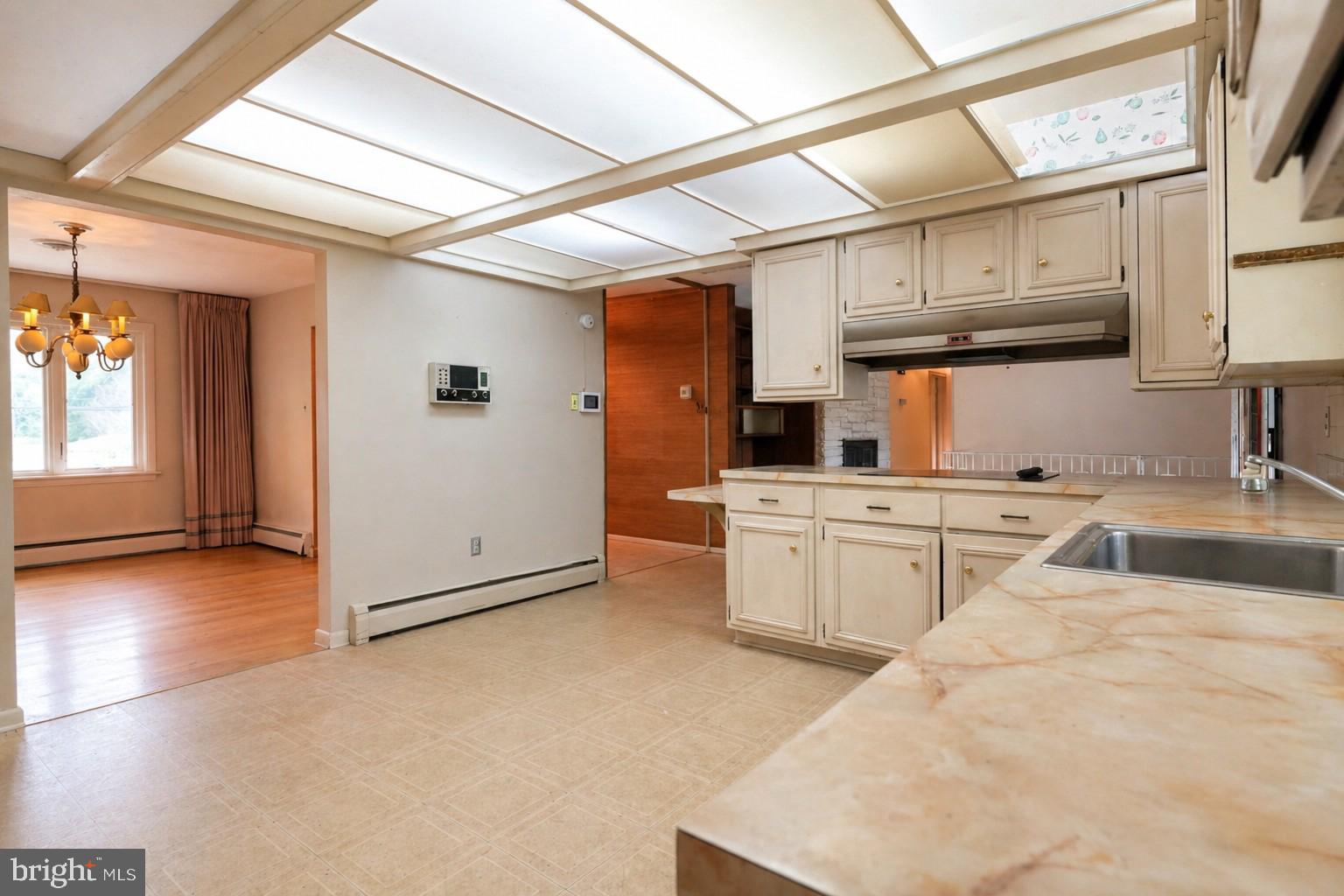 FAIRLAND ACRES - Residential