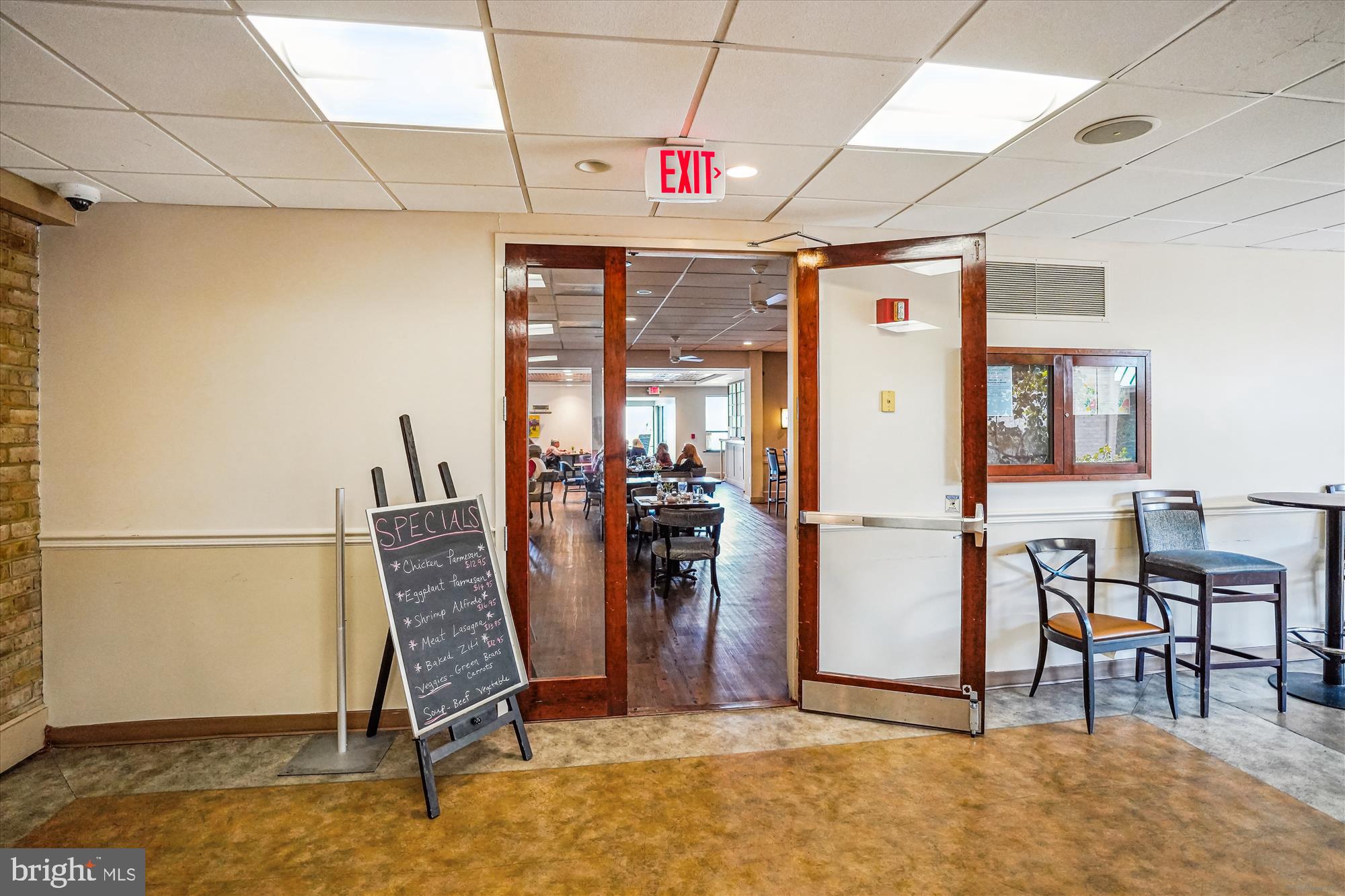 LEISURE WORLD - Residential Lease