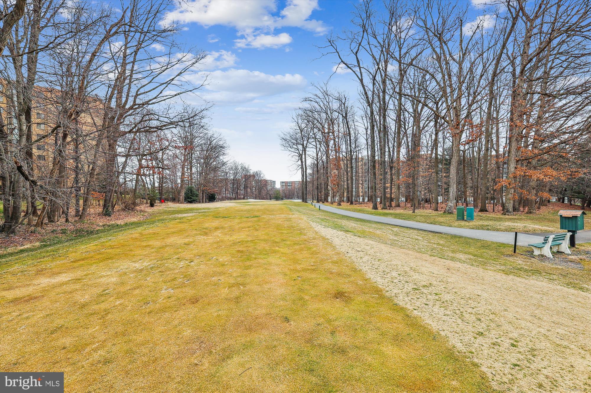 LEISURE WORLD - Residential Lease