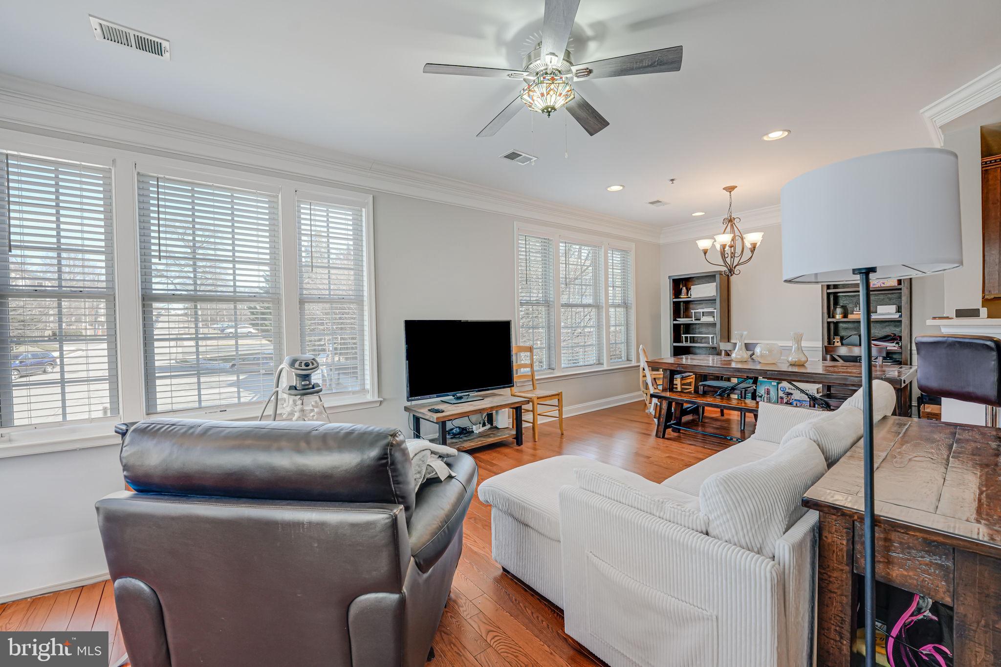 GROVETON WOODS - Residential Lease