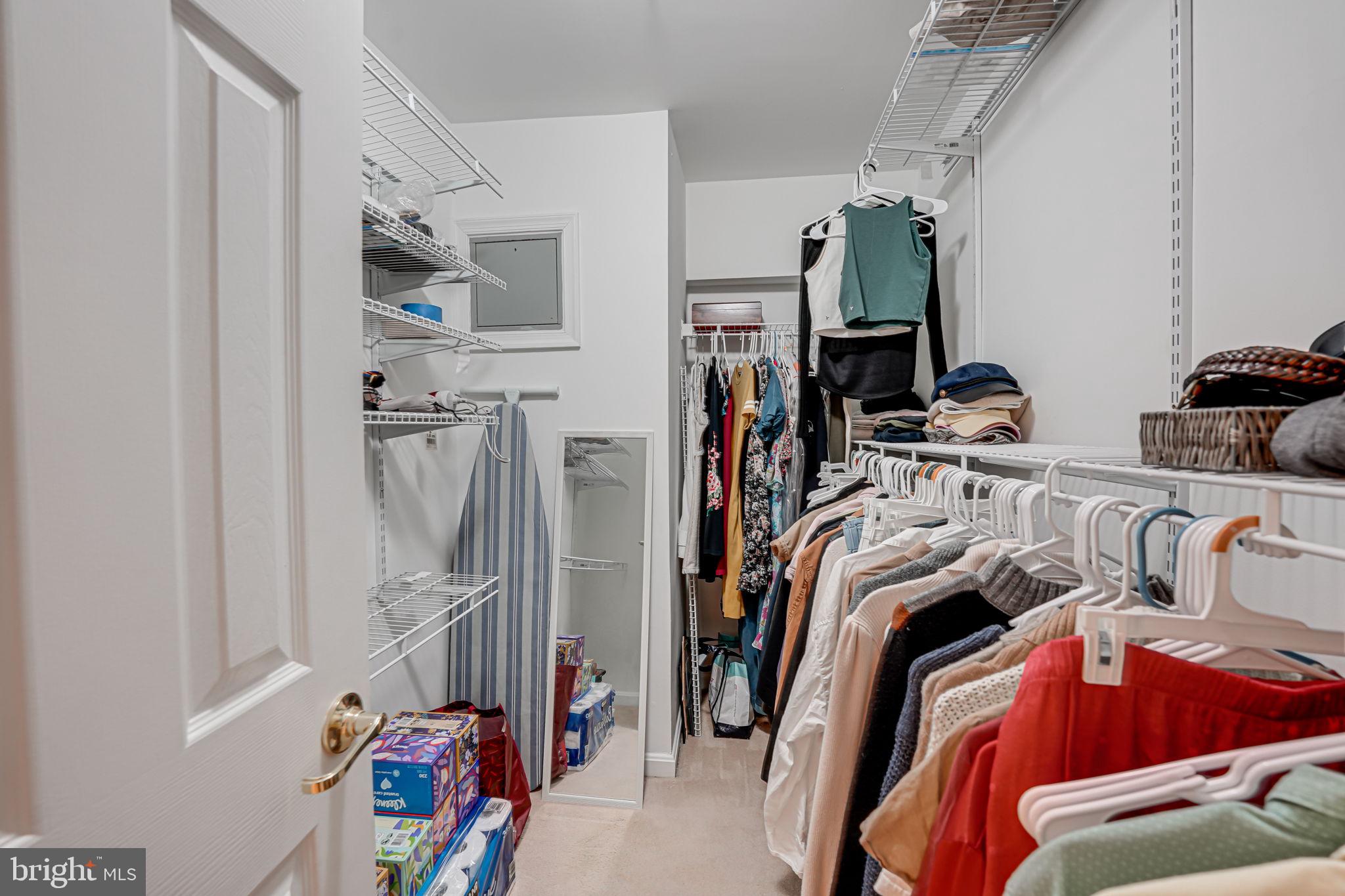 GROVETON WOODS - Residential Lease