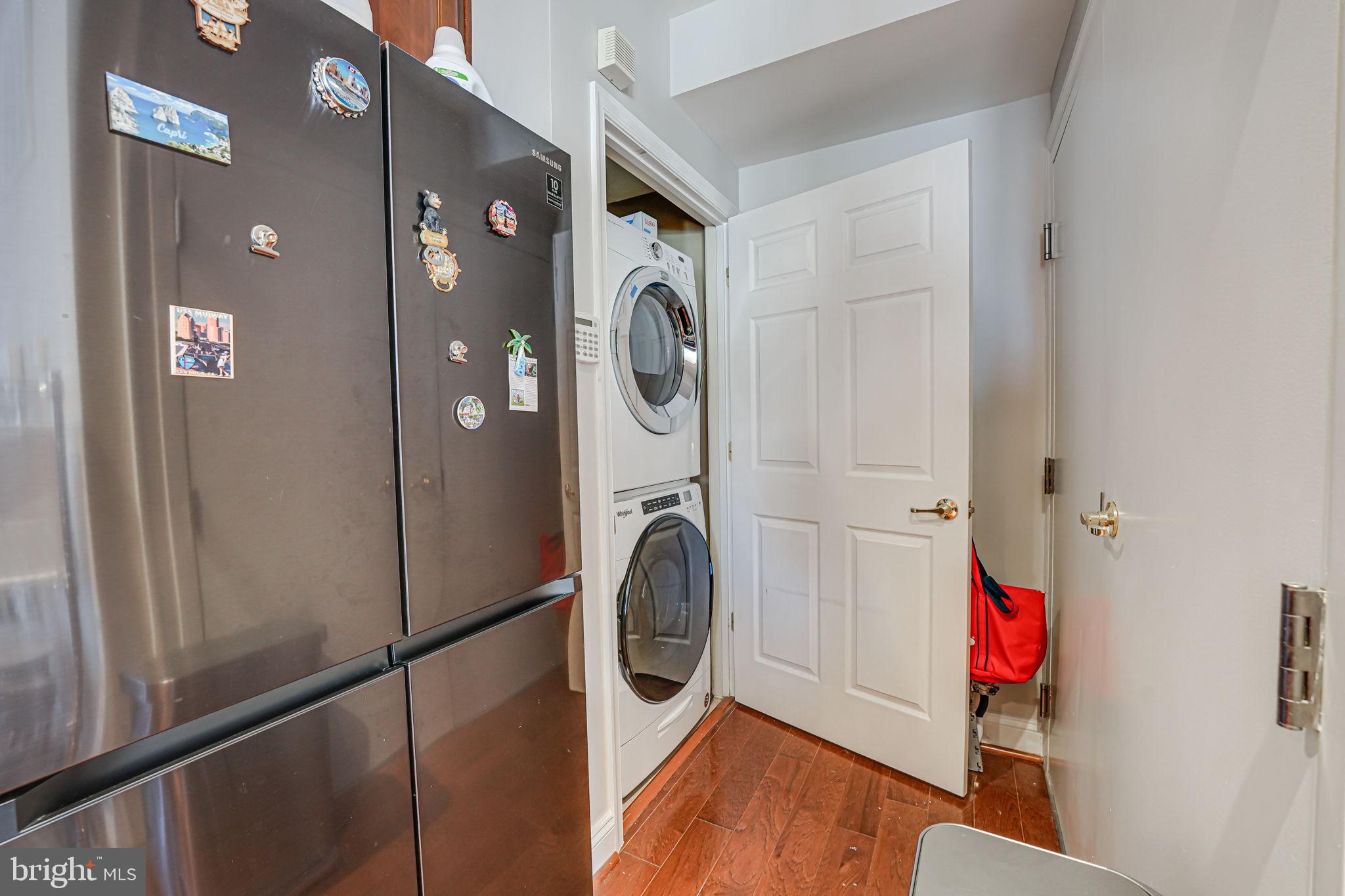 GROVETON WOODS - Residential Lease