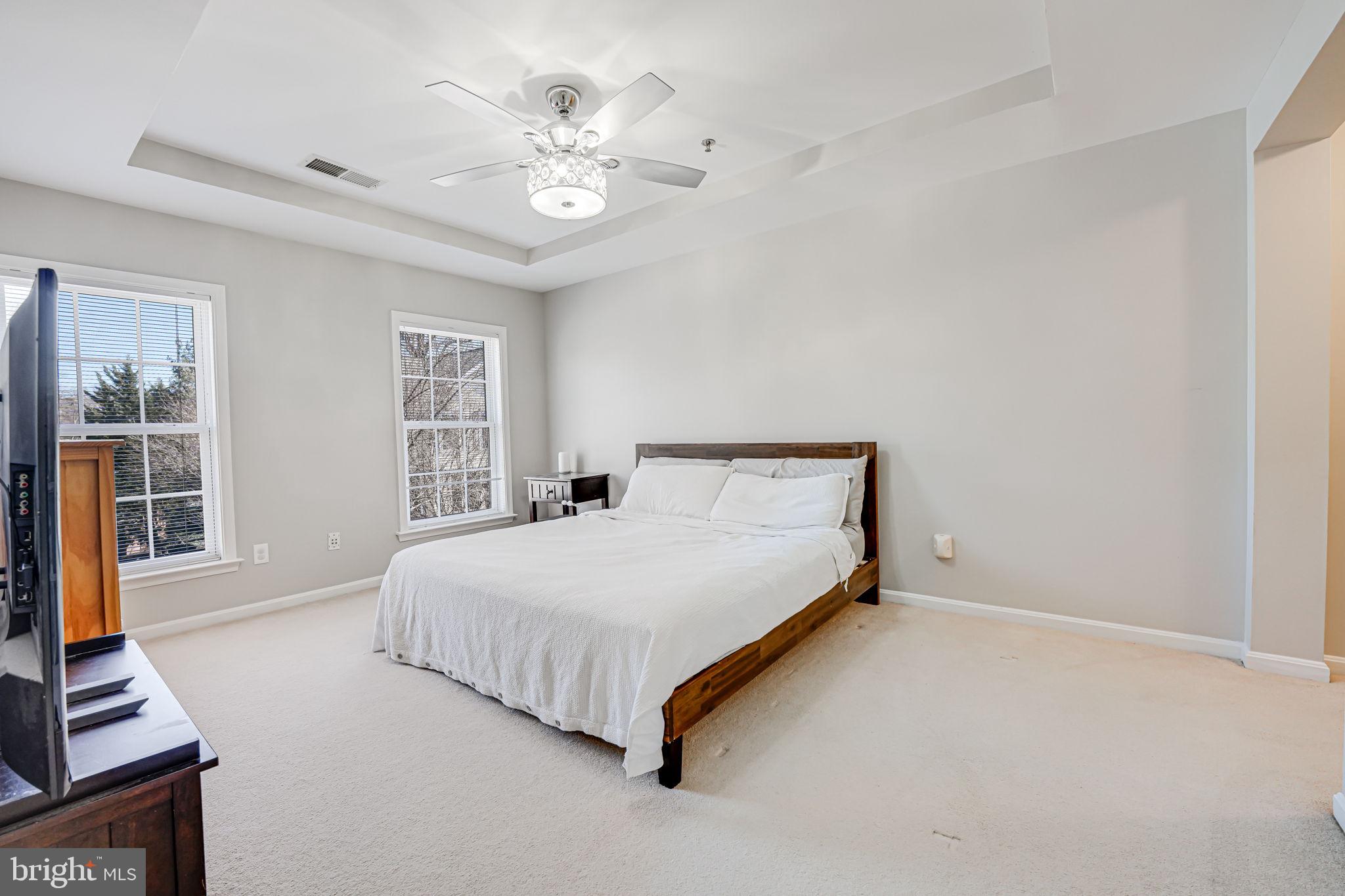 GROVETON WOODS - Residential Lease