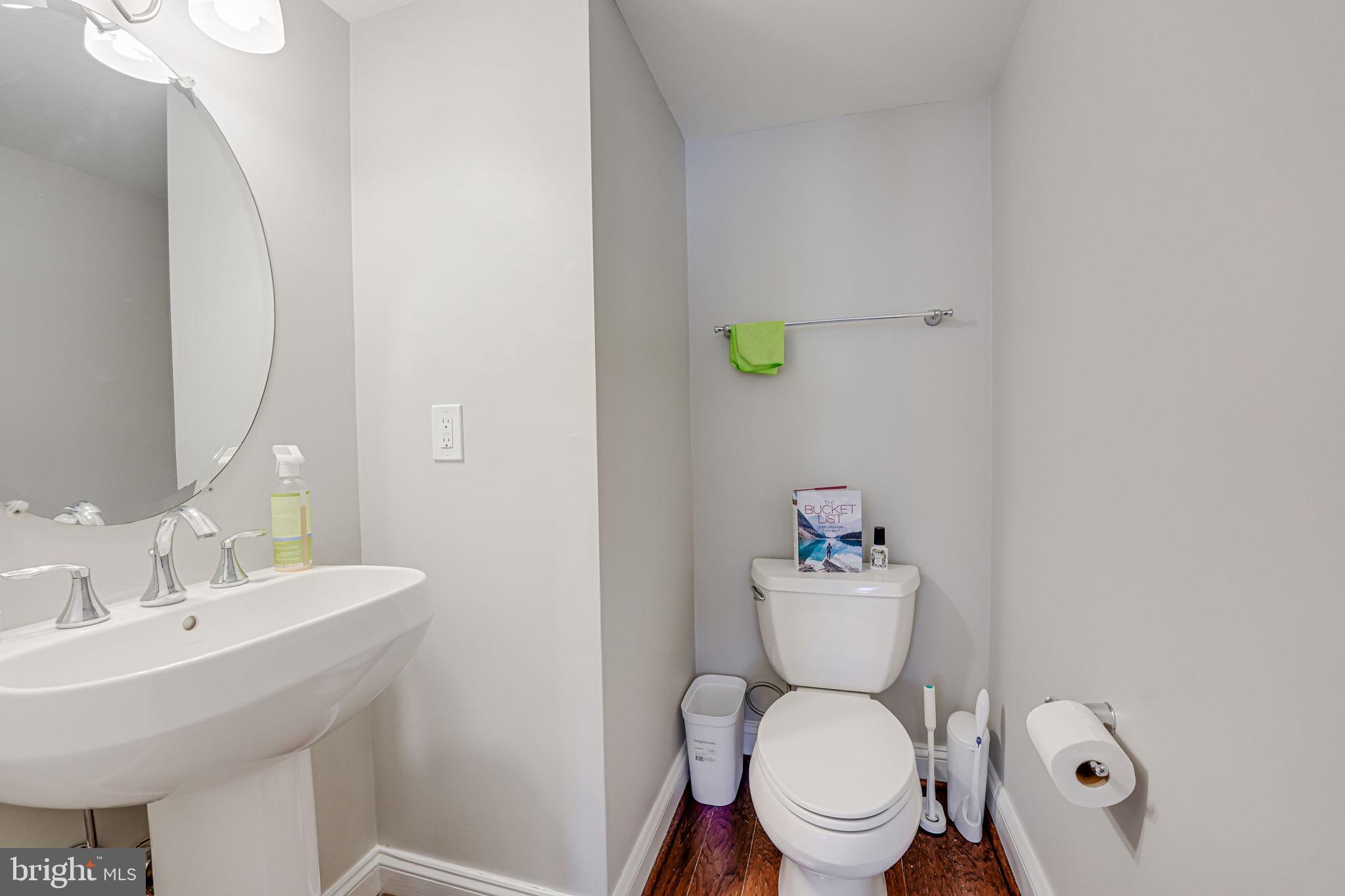 GROVETON WOODS - Residential Lease