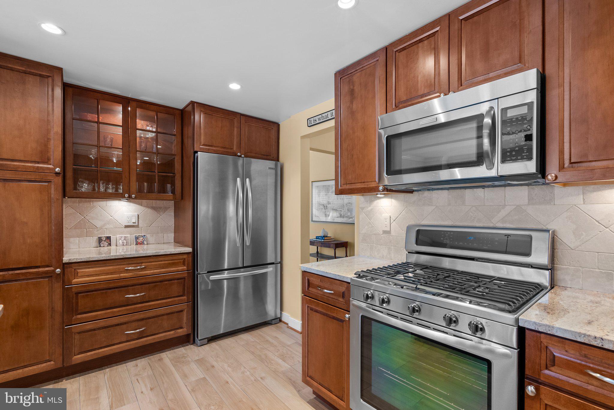 4515 WILLARD AVENUE 610S