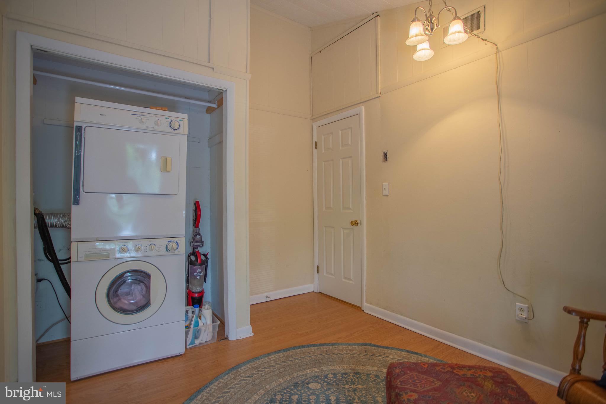 THE WOODS - Residential